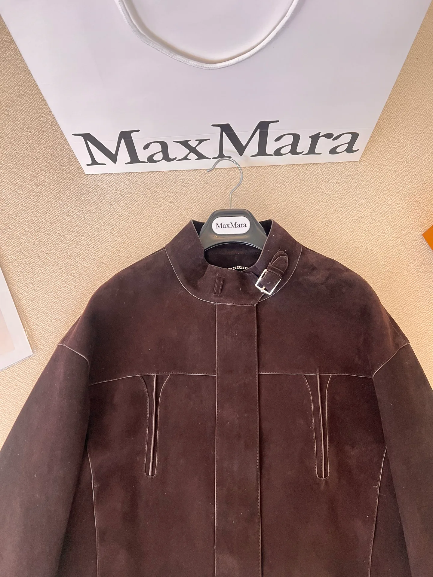 Кожаные Куртки И Дублёнки Женские Loewe 11413778