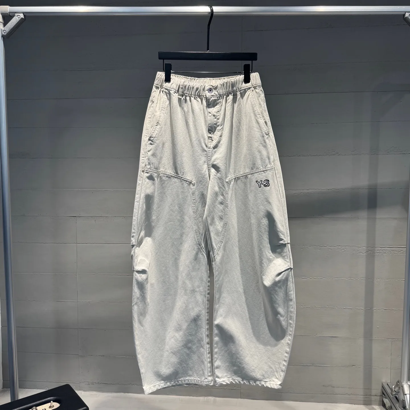 Брюки Мужские Y-3 13364971