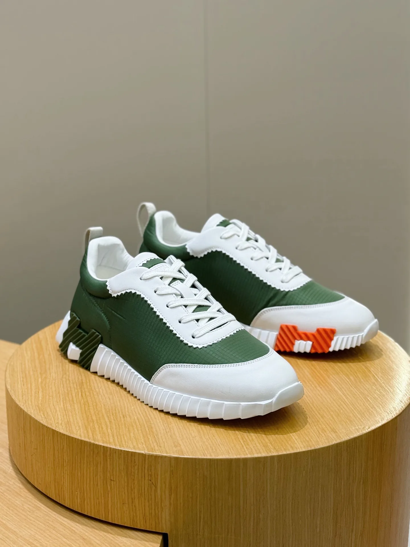 Кроссовки Мужские Hermes 13164670