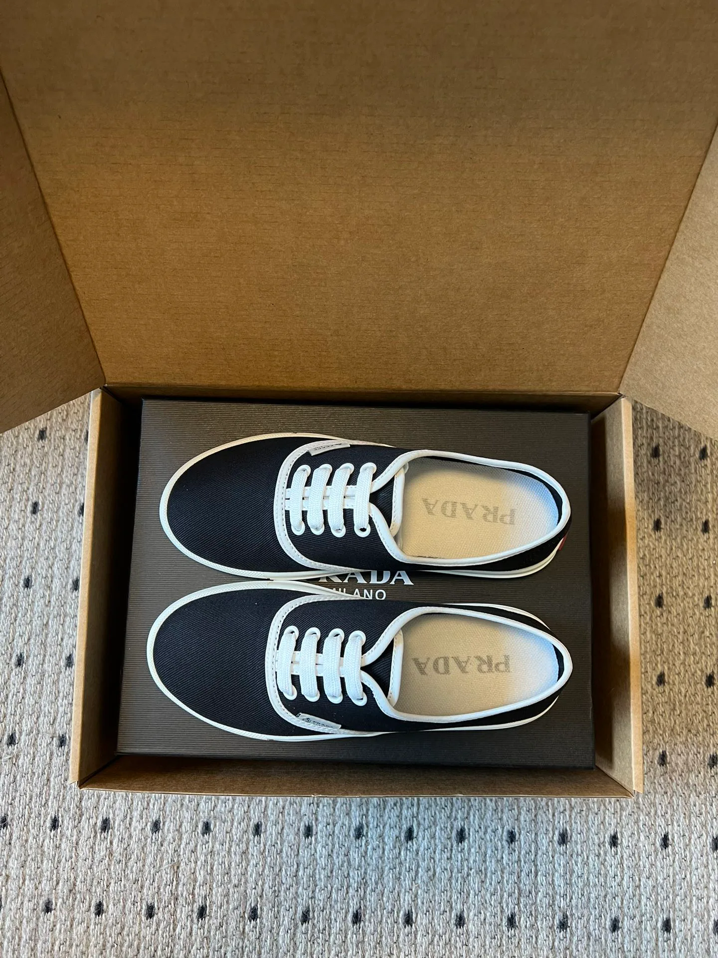 Кеды Женские Prada 11609482