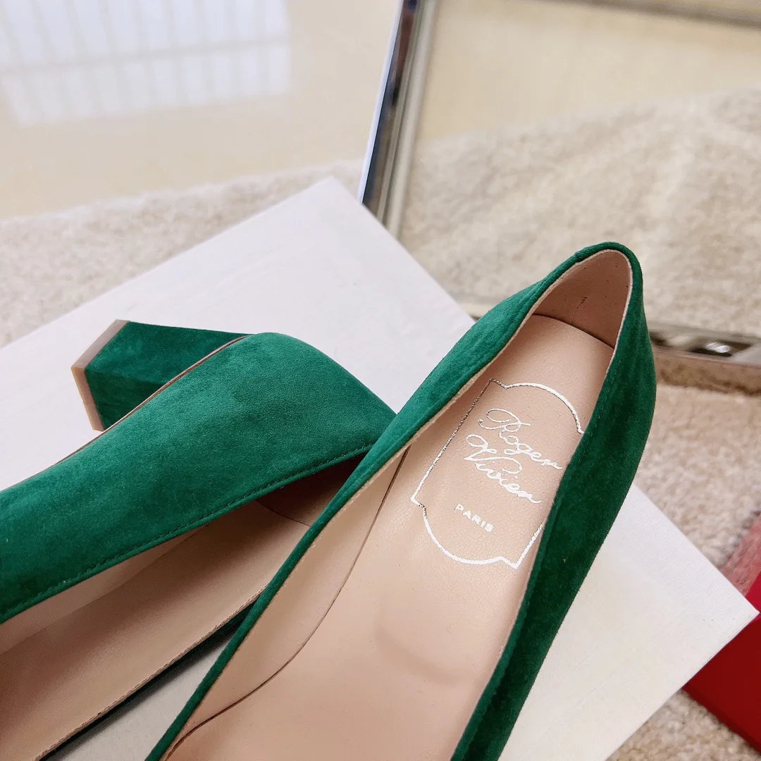 Туфли Женские Roger Vivier 17550739