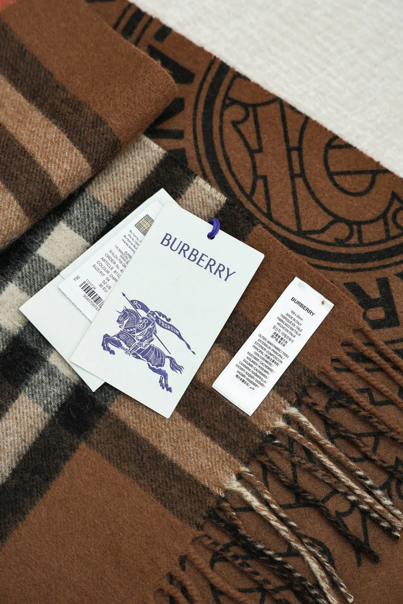 Шарфы Burberry 338231