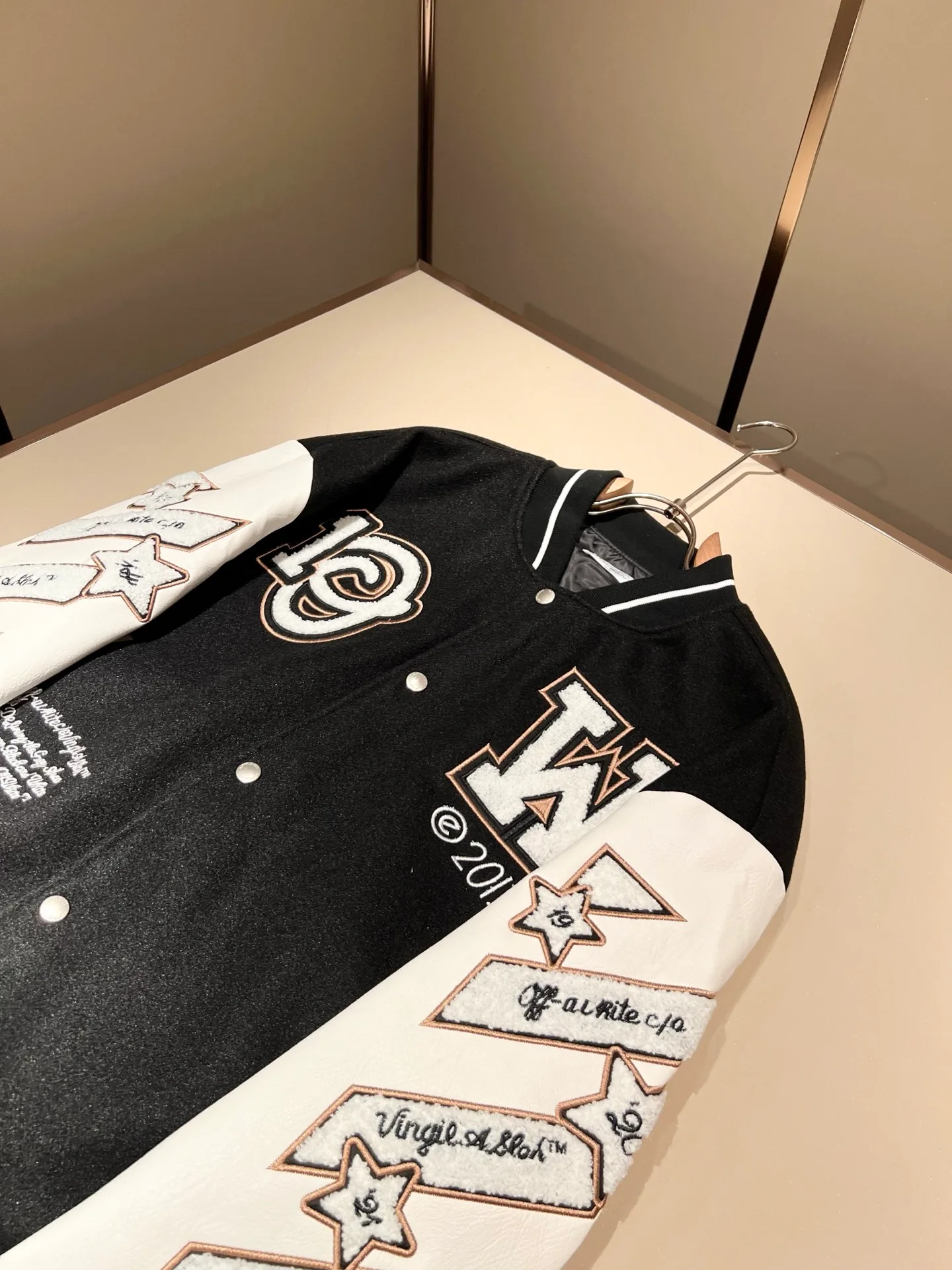 Куртки И Пуховики Мужские Off-White 342804