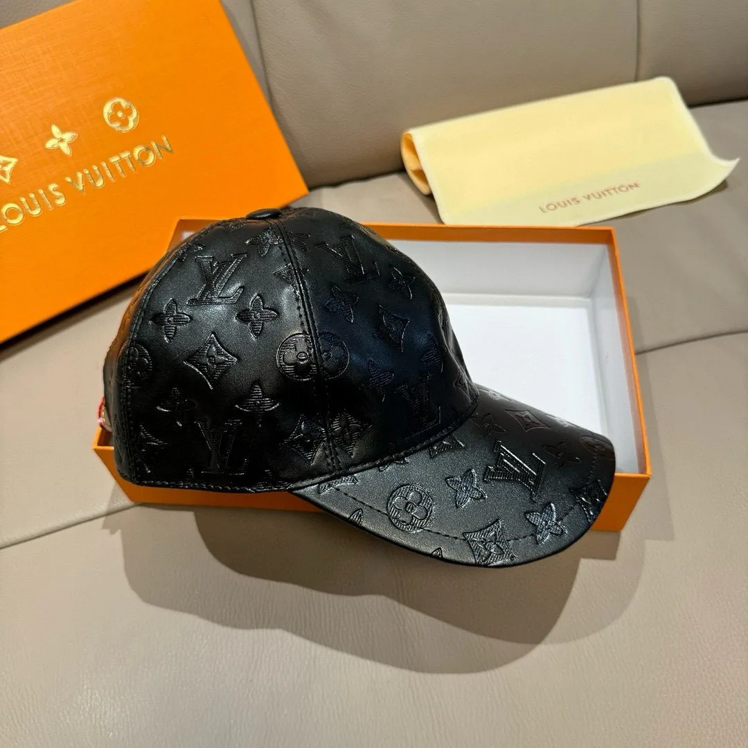 Головные Уборы Louis Vuitton 11529709
