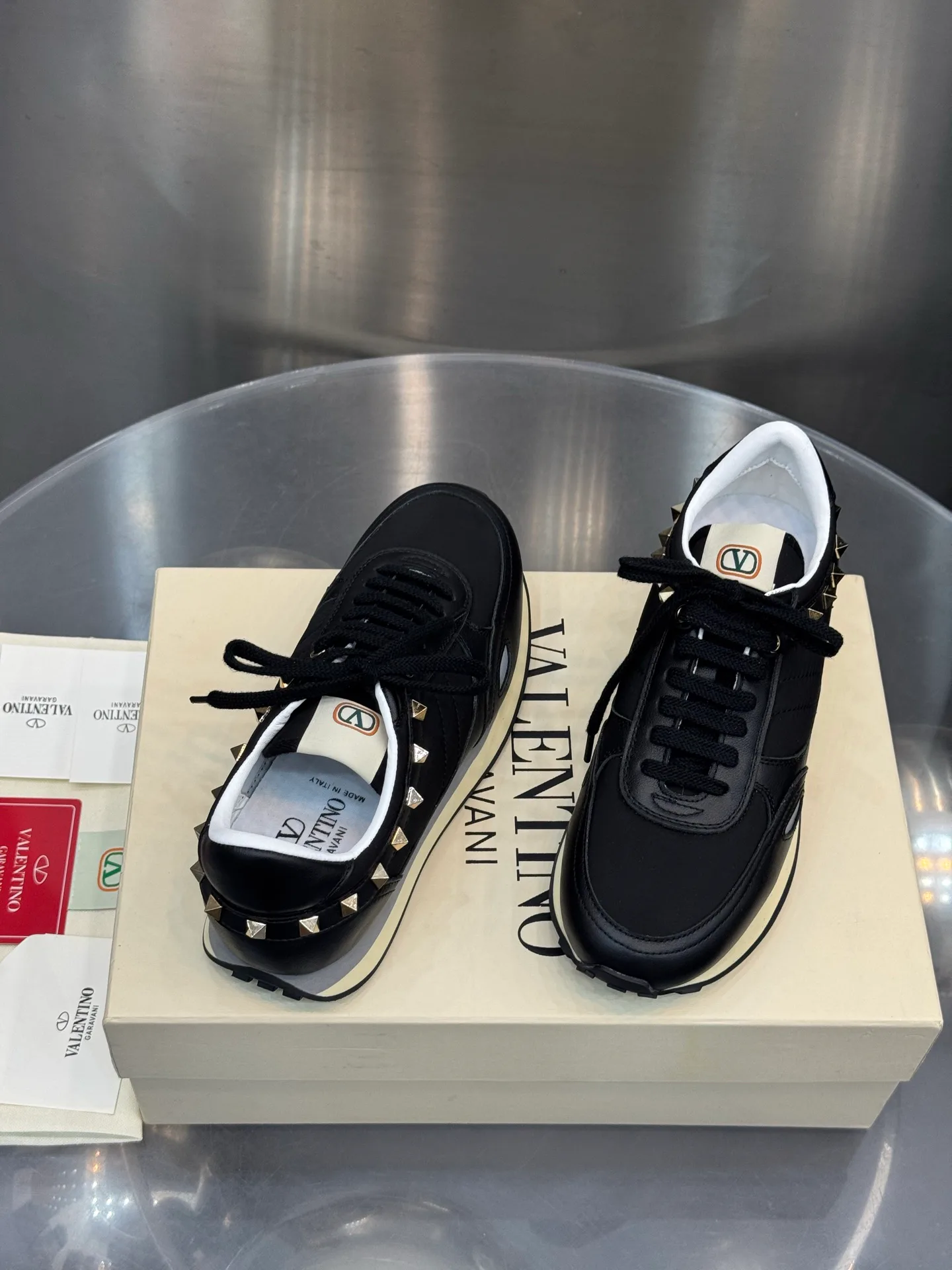 Кроссовки Женские Valentino 18202513