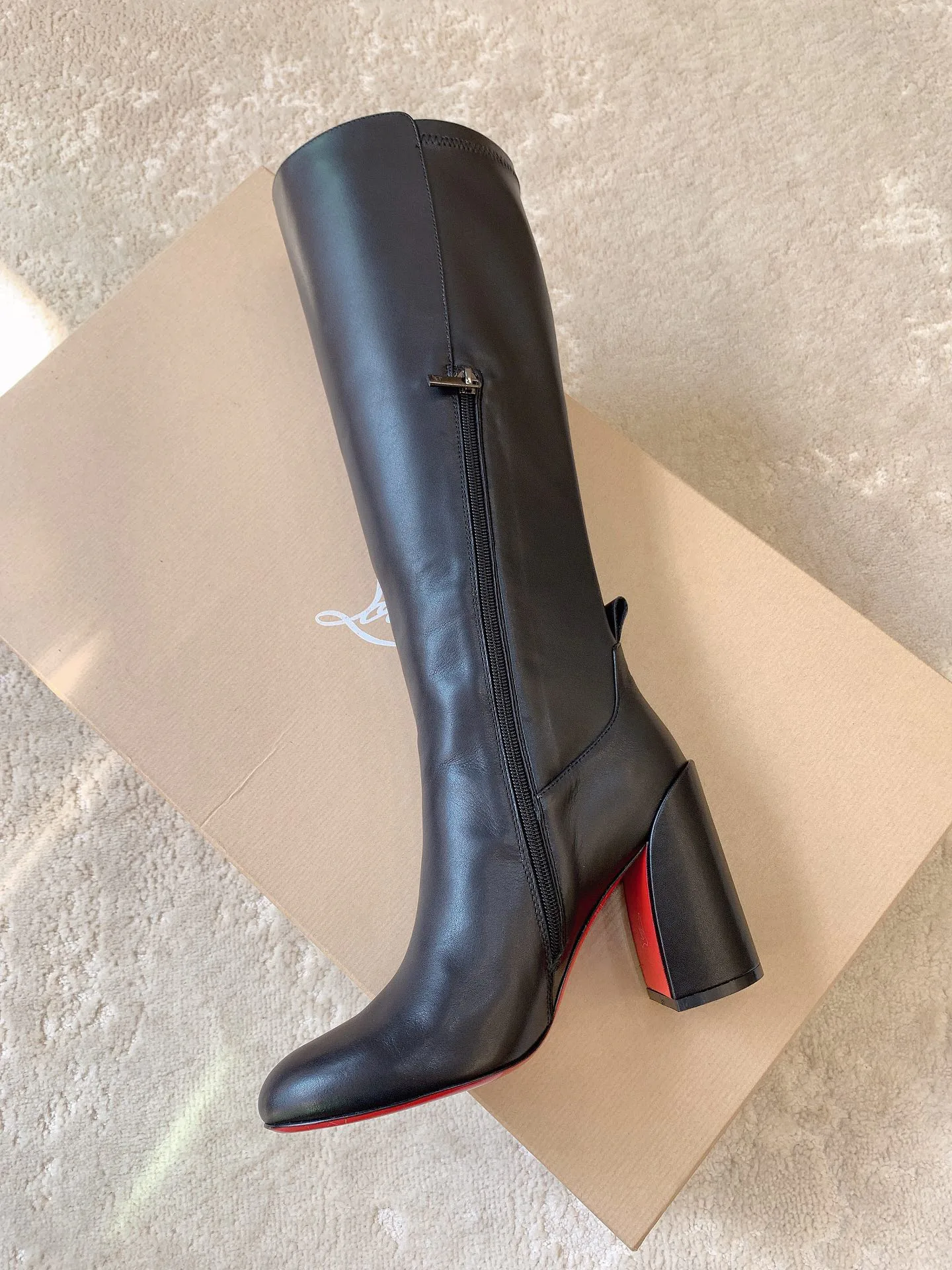 Сапоги Женские Christian Louboutin 17962835