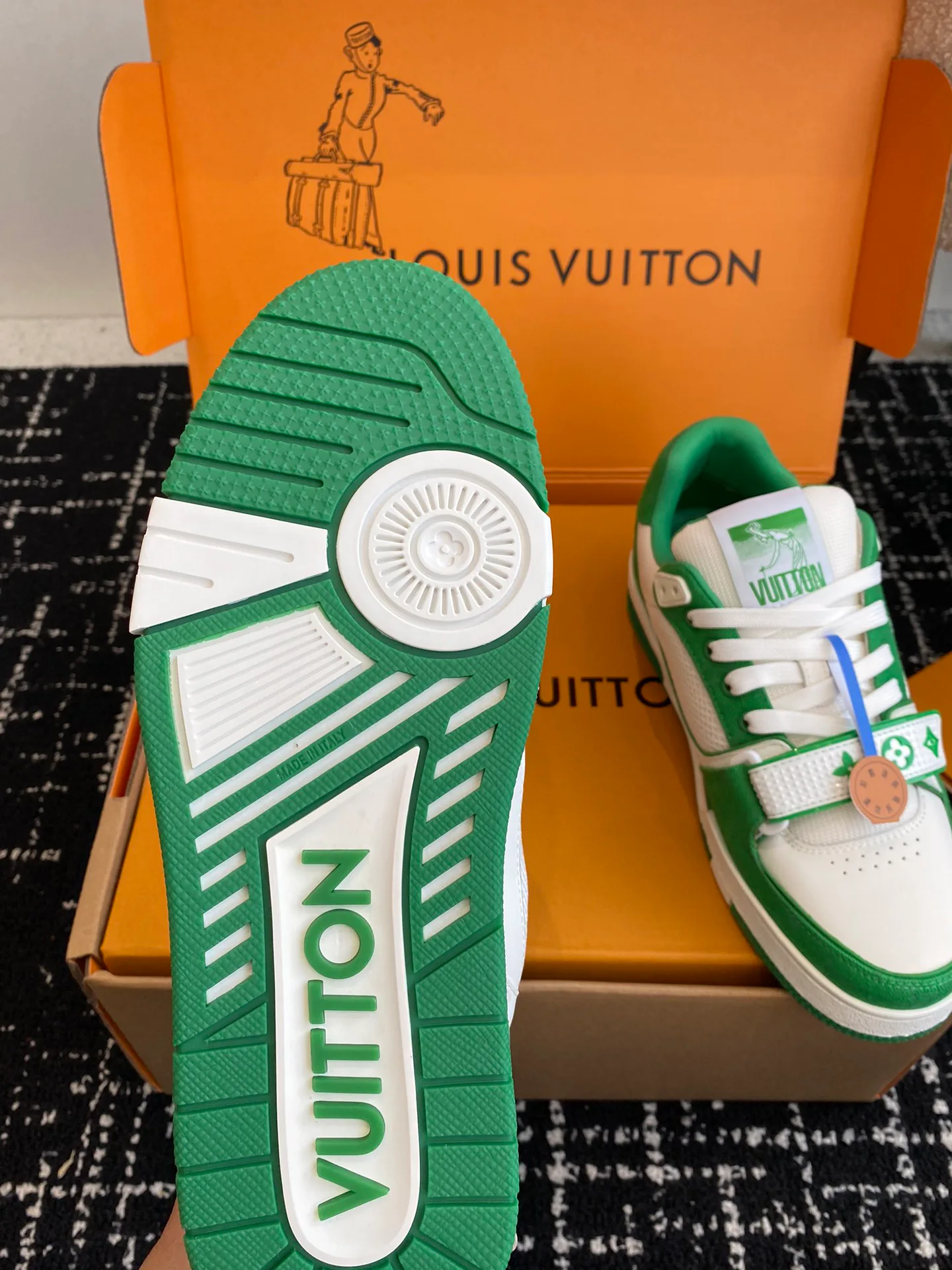 Кроссовки Женские Louis Vuitton 5438157