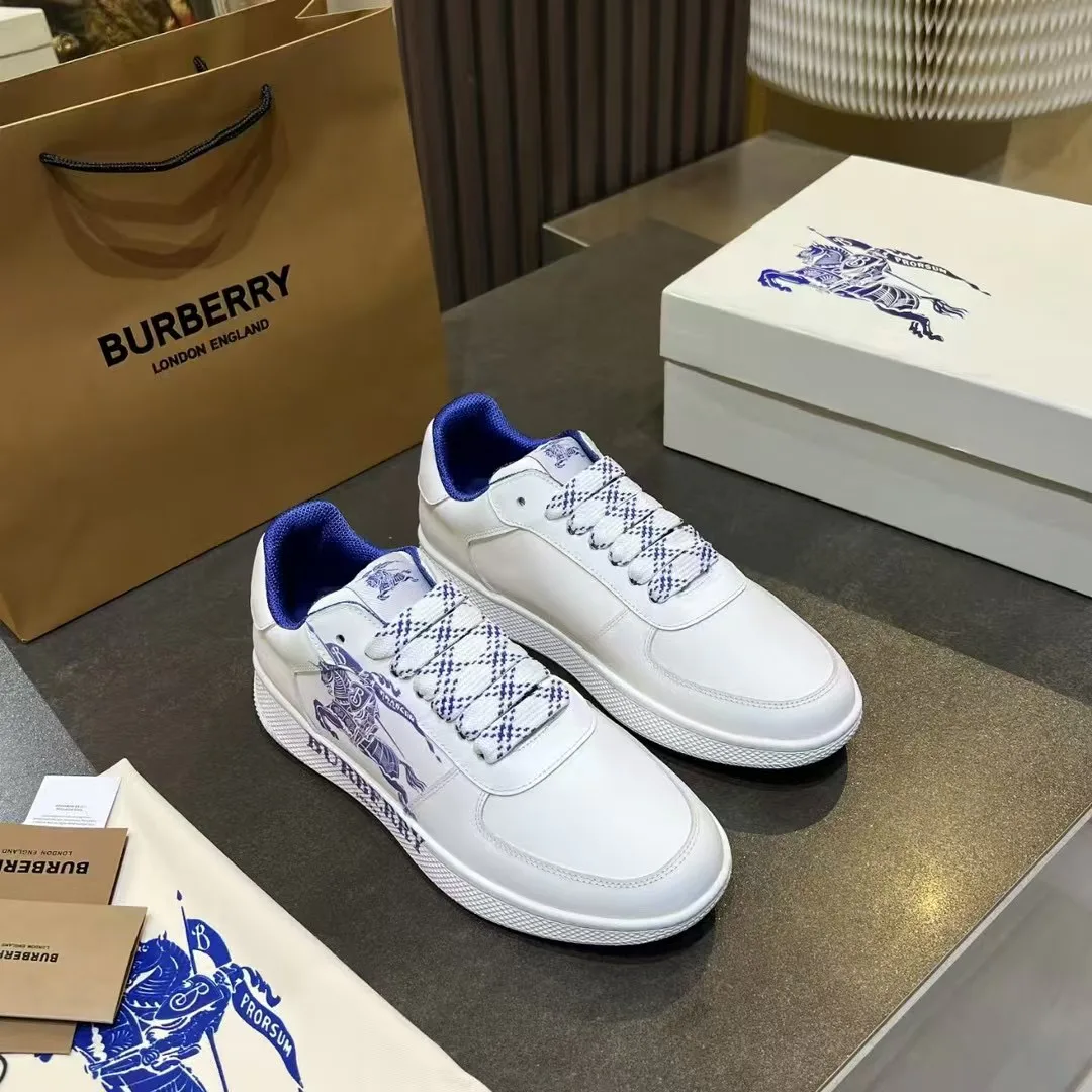 Кроссовки Женские Burberry 694292