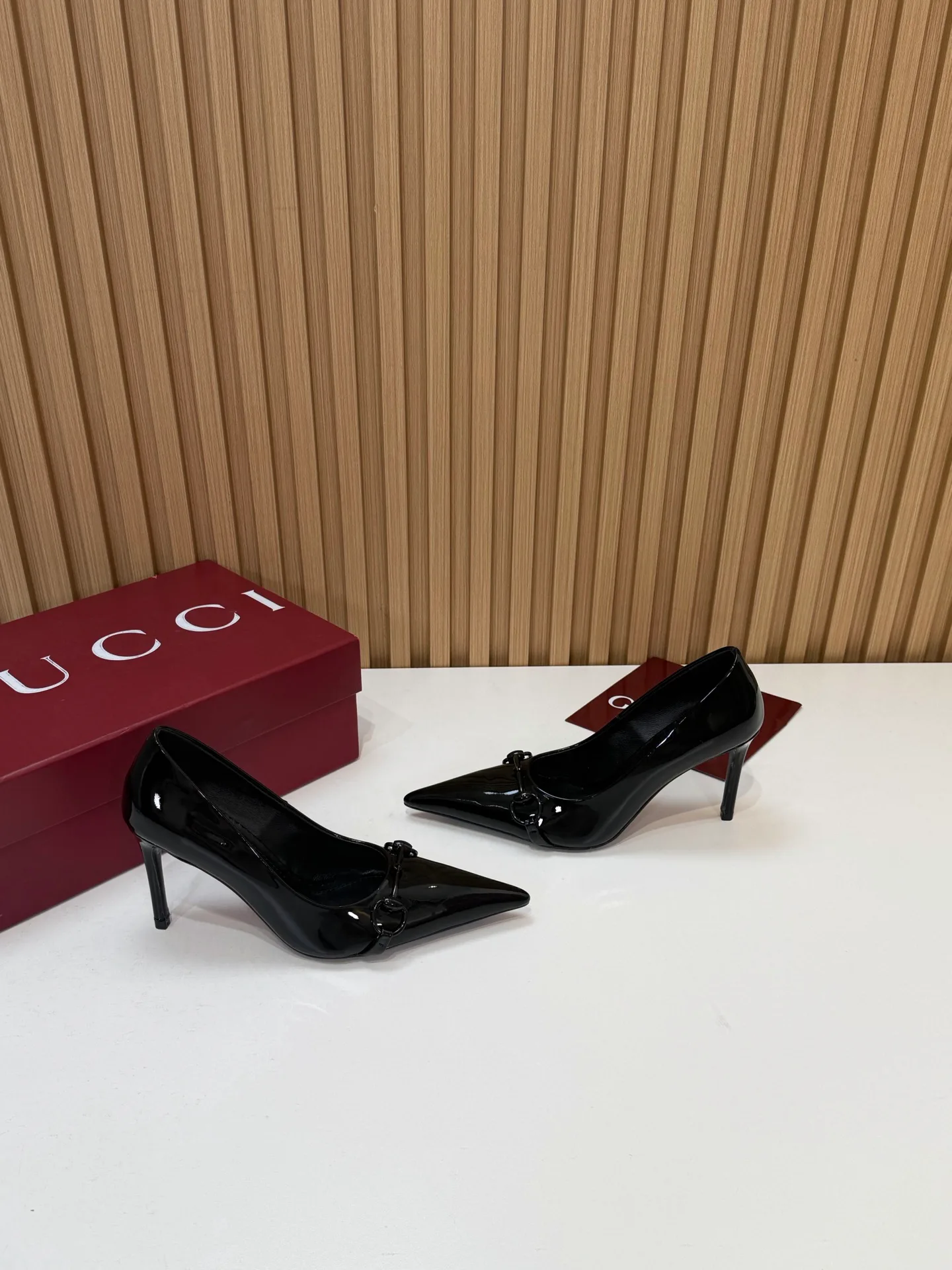 Туфли Женские Gucci 18700160