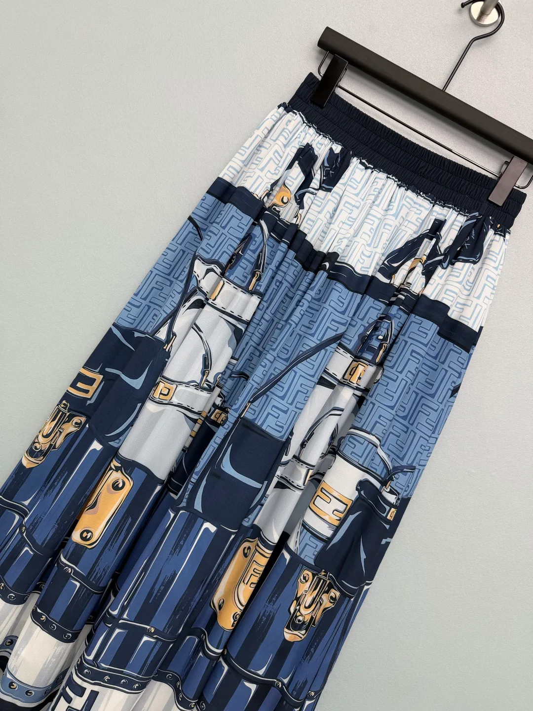 Юбки Женские Fendi 11873477