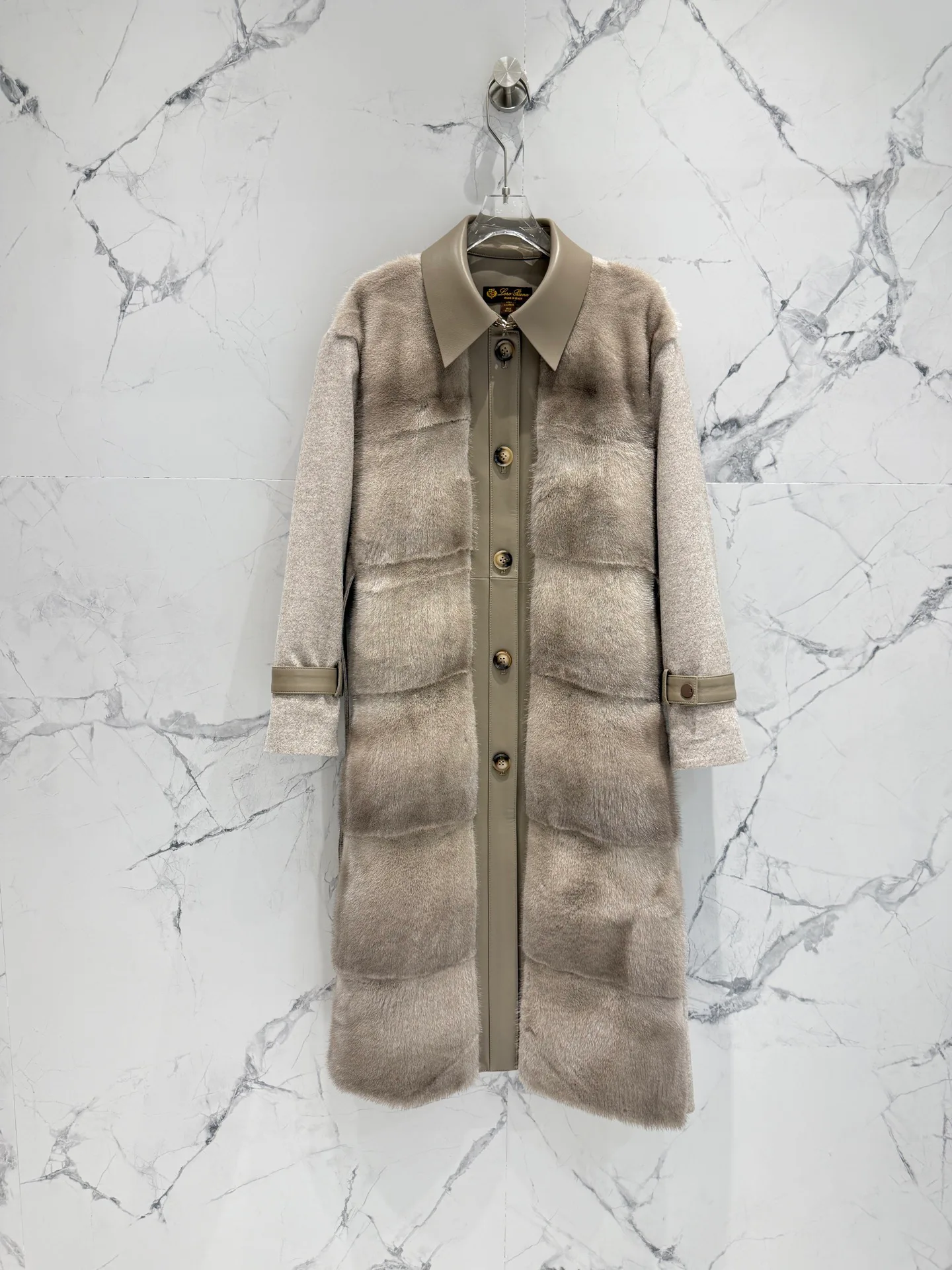Пальто Женские Loro Piana 18082850