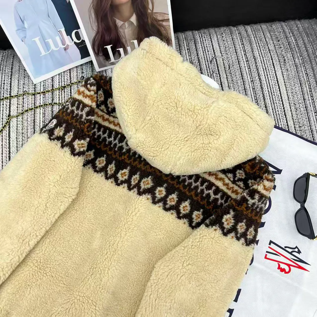 Куртки И Пуховики Женские Moncler 506156