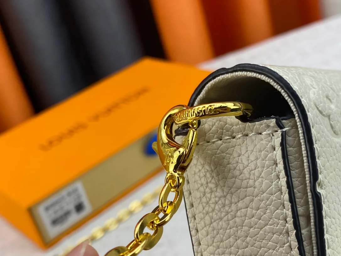 Сумки На Ремне Женские Louis Vuitton 17314