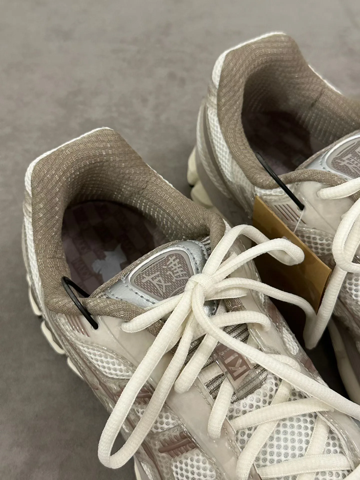 Кроссовки Женские Asics 17065412