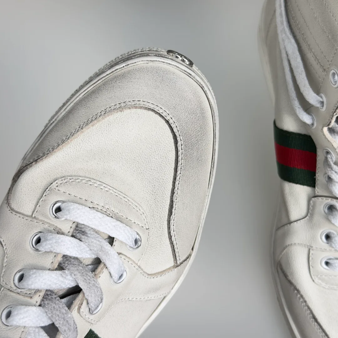 Кроссовки Женские Gucci 19598214