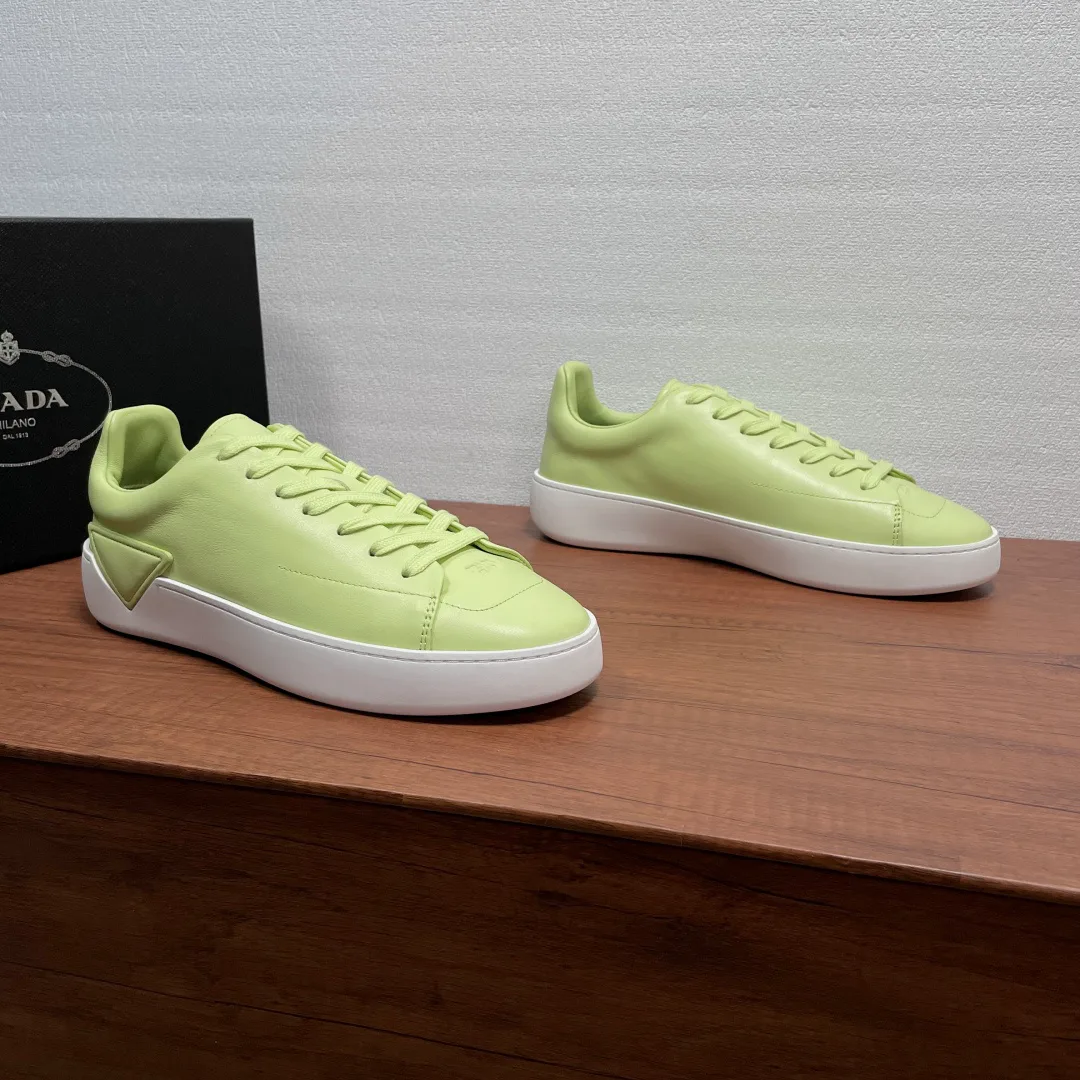 Кроссовки Мужские Prada 19555392