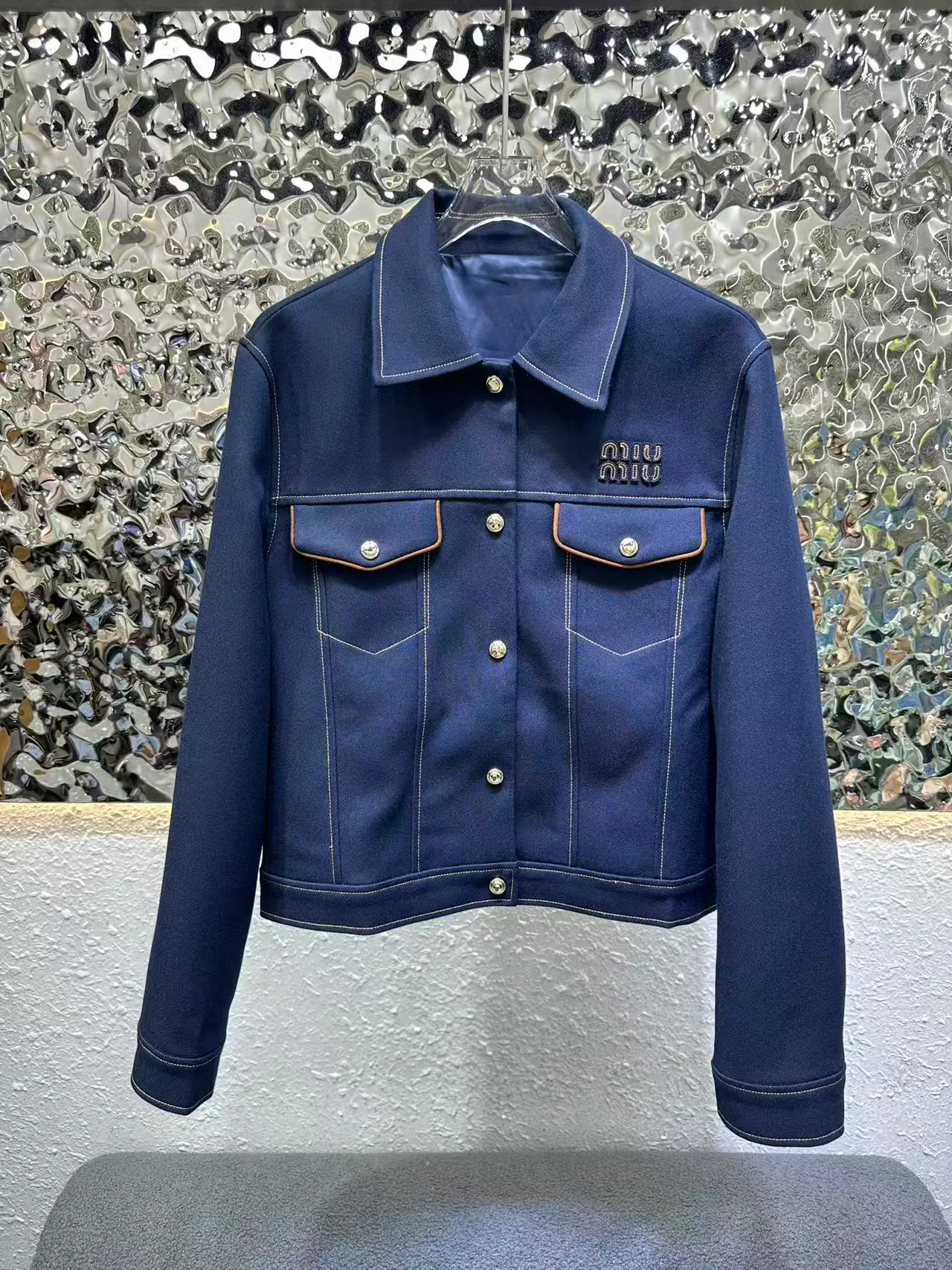 Куртки И Пуховики Женские Miu Miu 18594346
