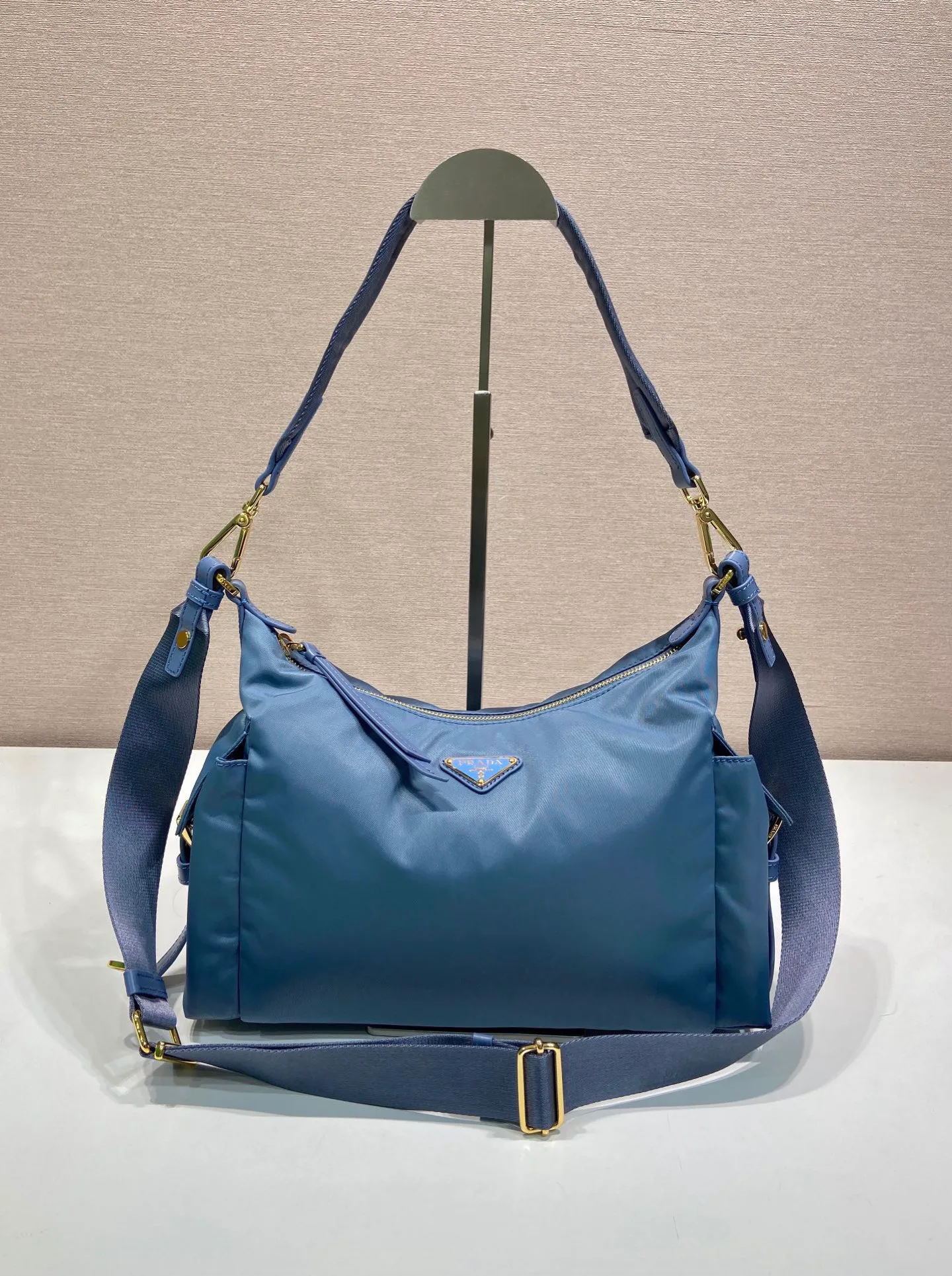 Сумки На Ремне Женские Prada 12874264