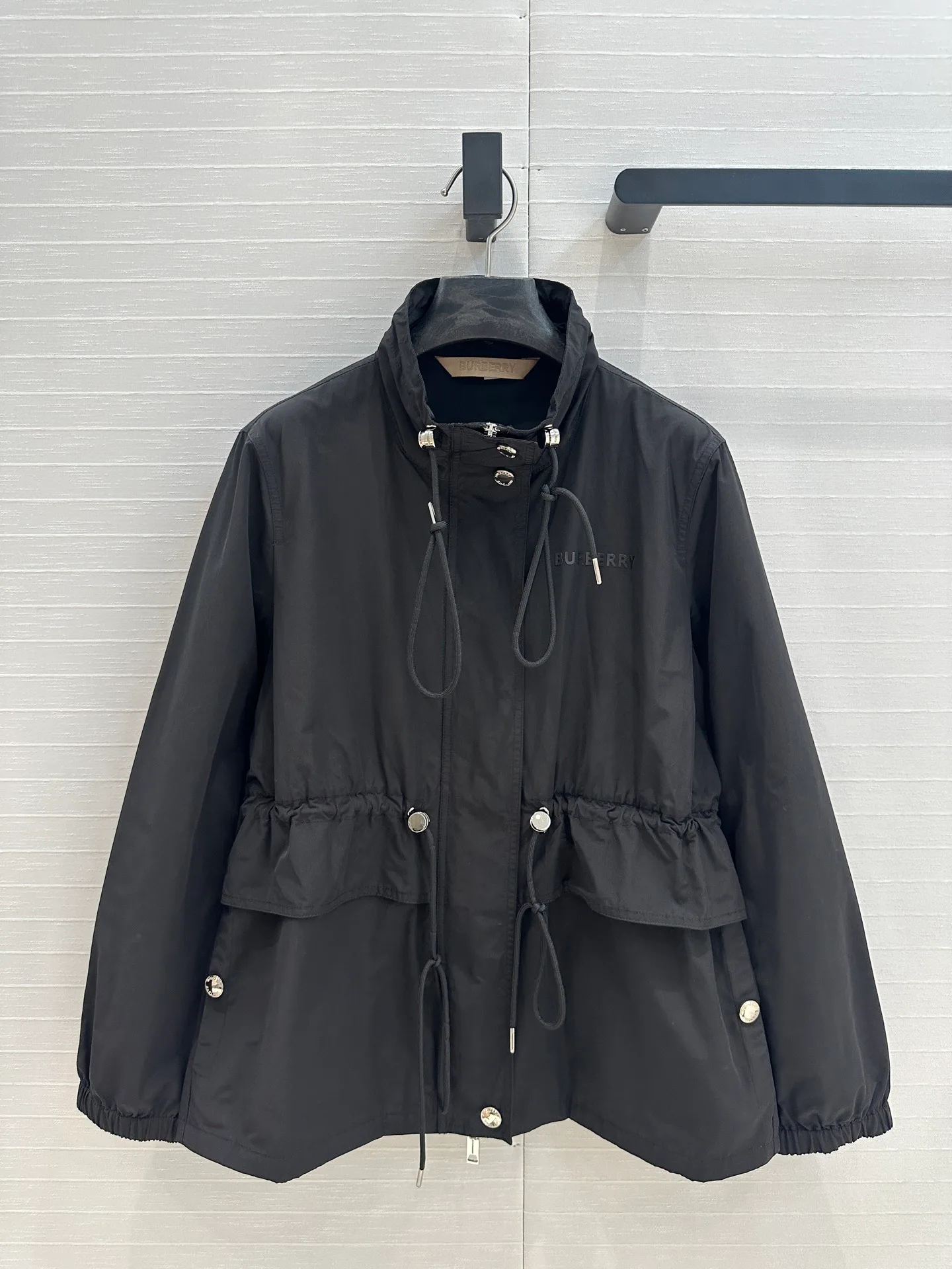 Куртки И Пуховики Женские Burberry 12093333