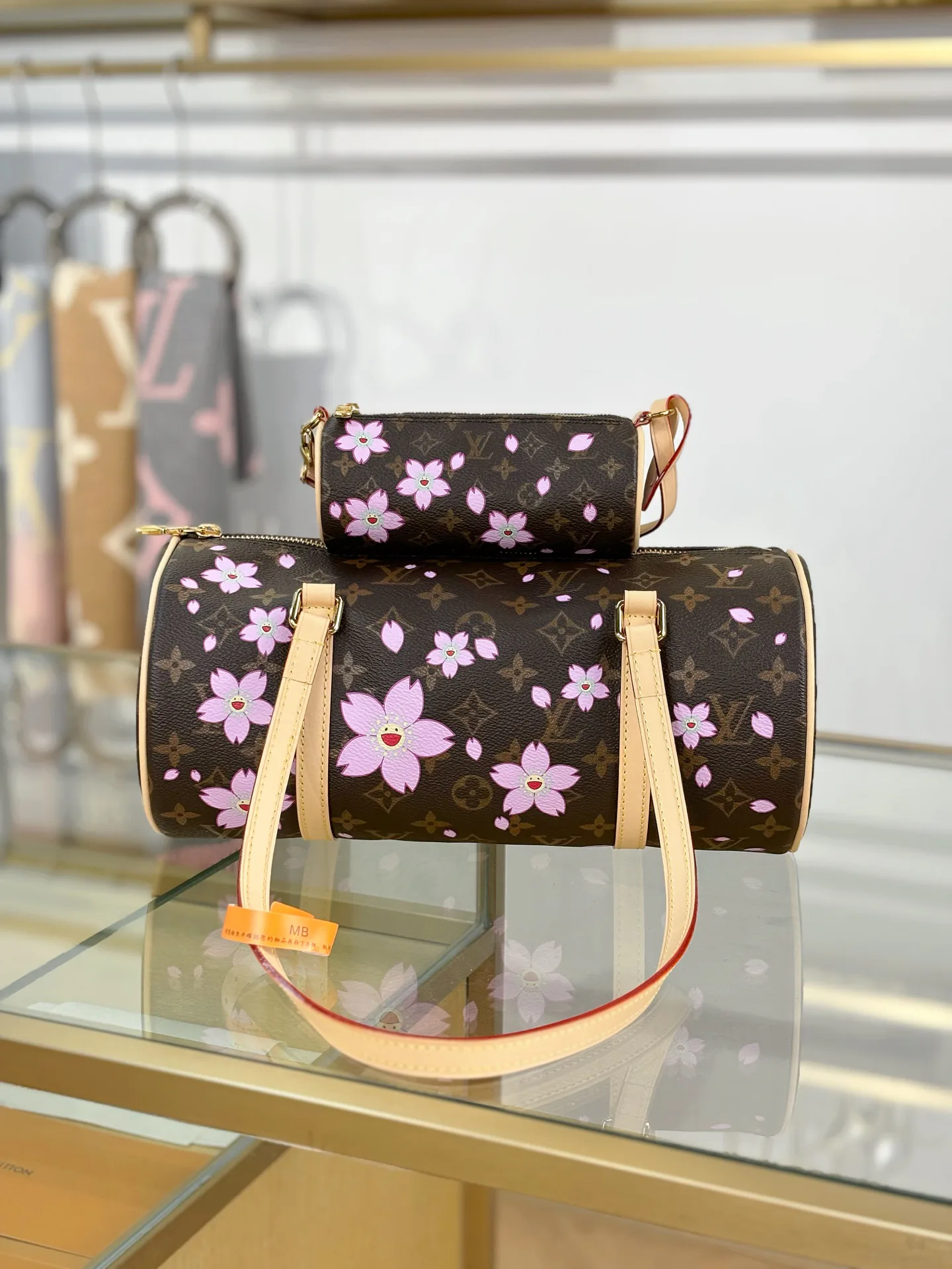 Классические Сумки Женские Louis Vuitton 17979877
