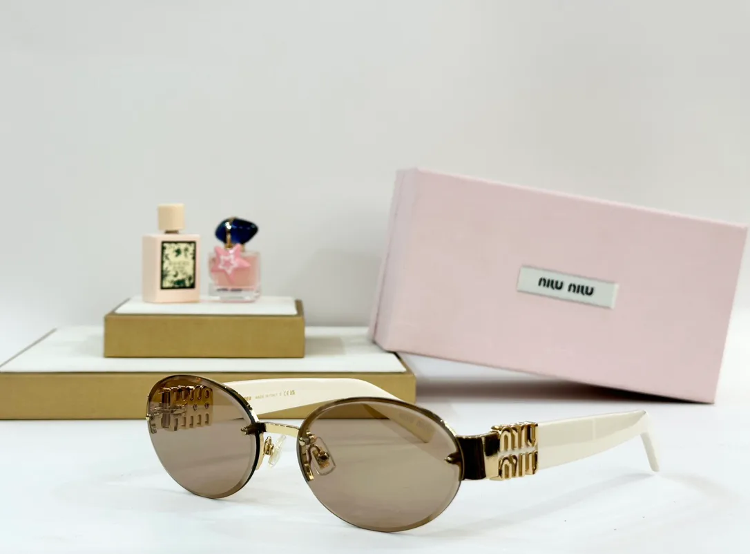 Очки Miu Miu 15814