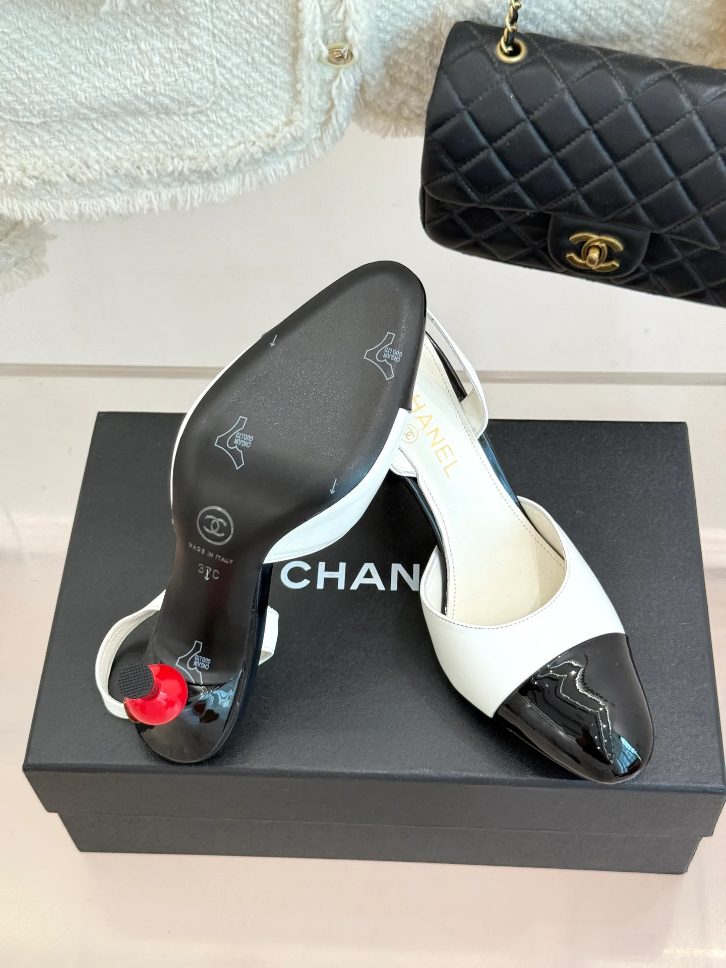 Босоножки Женские Chanel 17425310