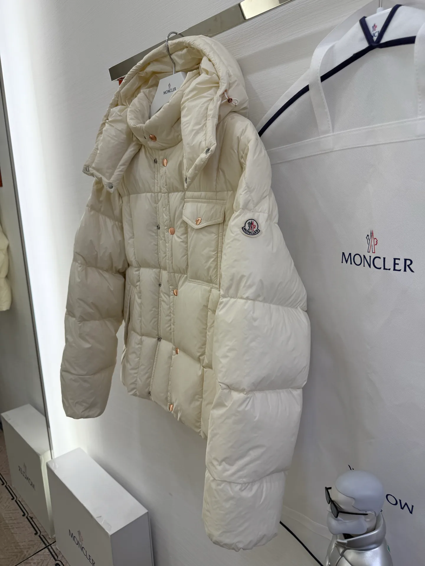 Куртки И Пуховики Женские Moncler 18825222