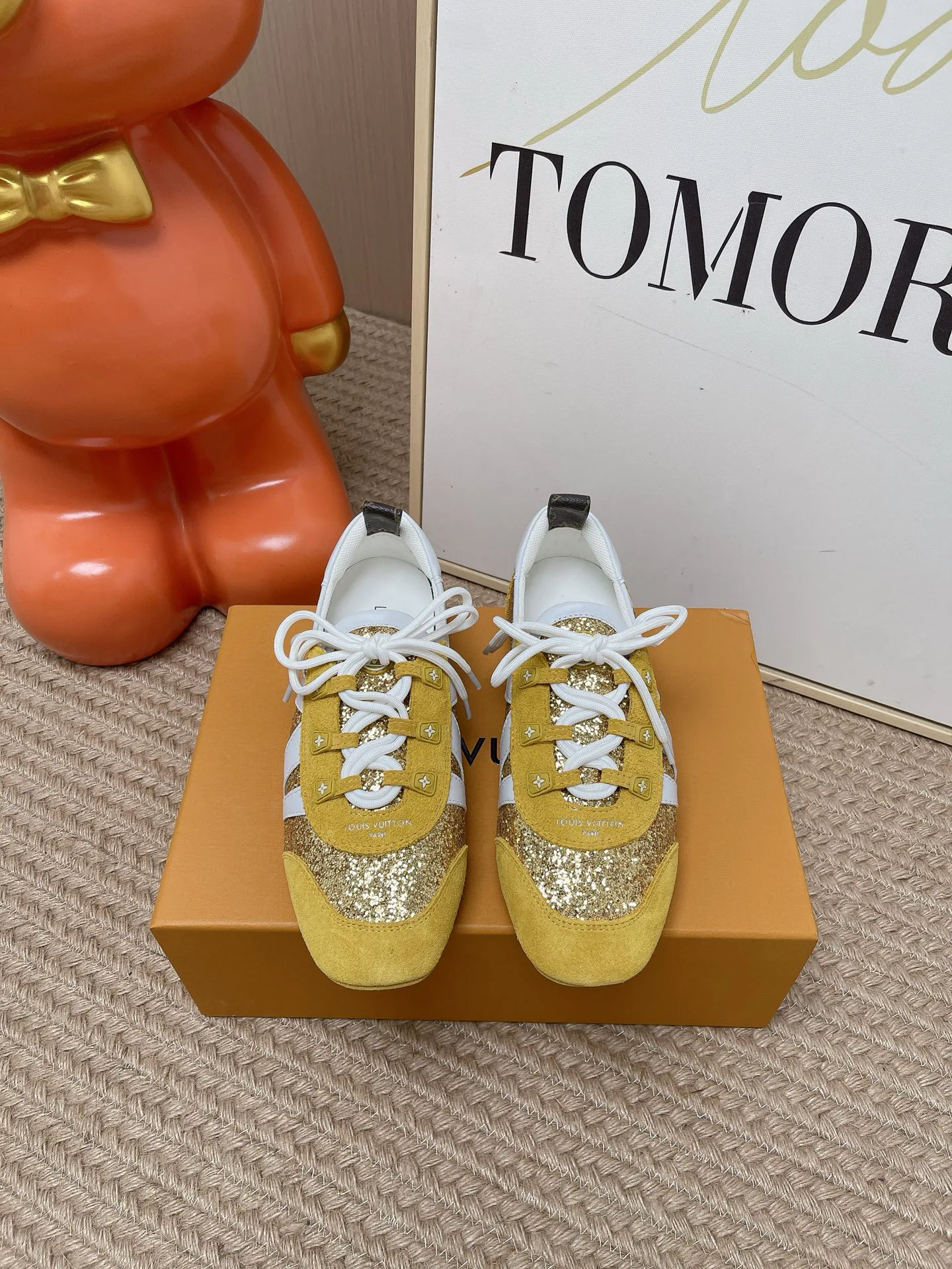 Кроссовки Женские Louis Vuitton 17449402