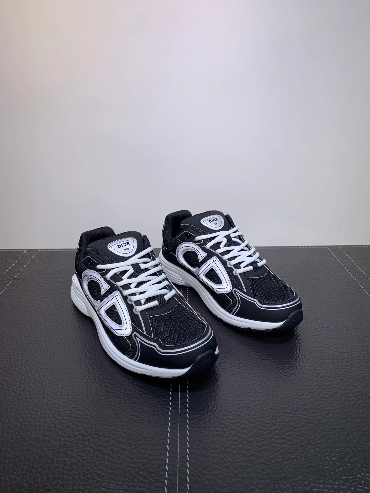 Кроссовки Женские Christian Dior 11617824