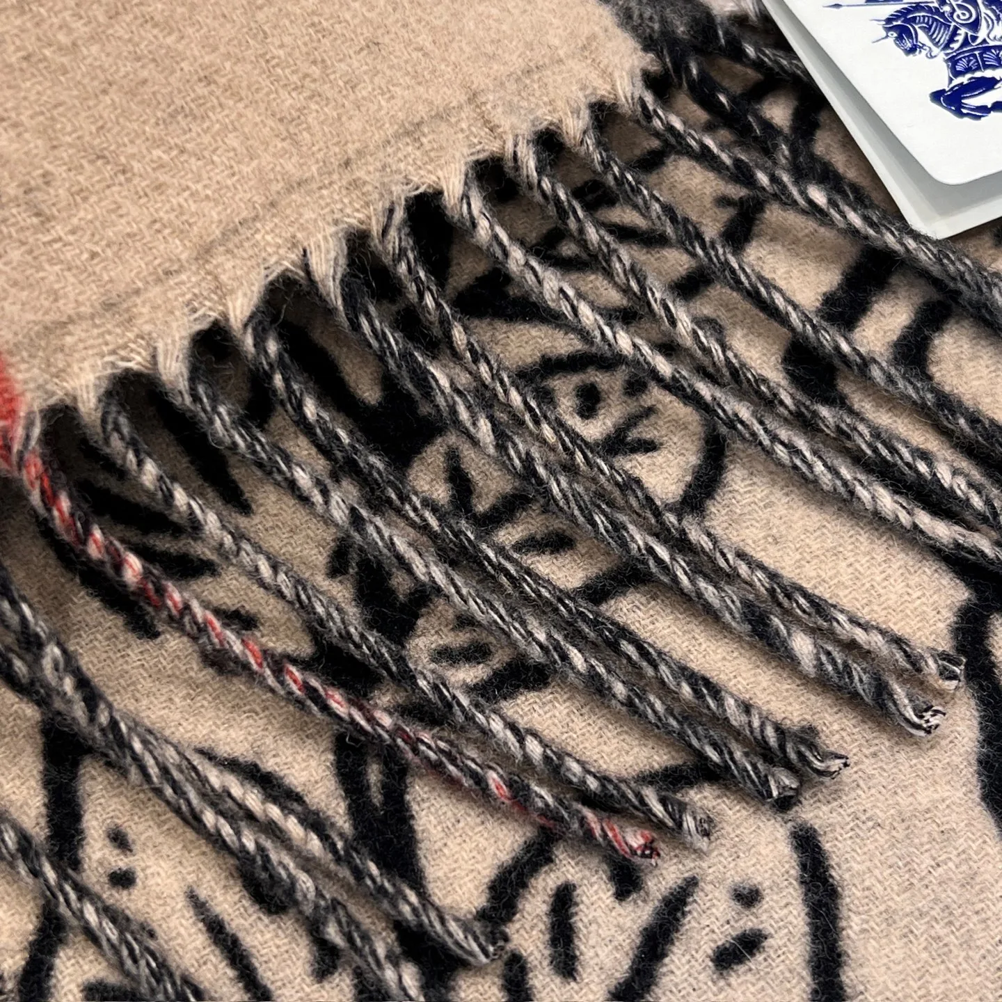 Шарфы Burberry 386407