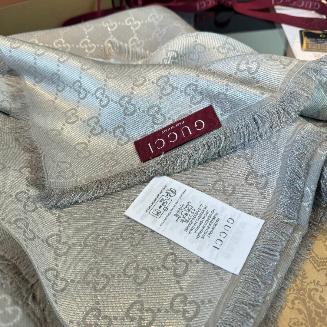 Шарфы Gucci 18275078