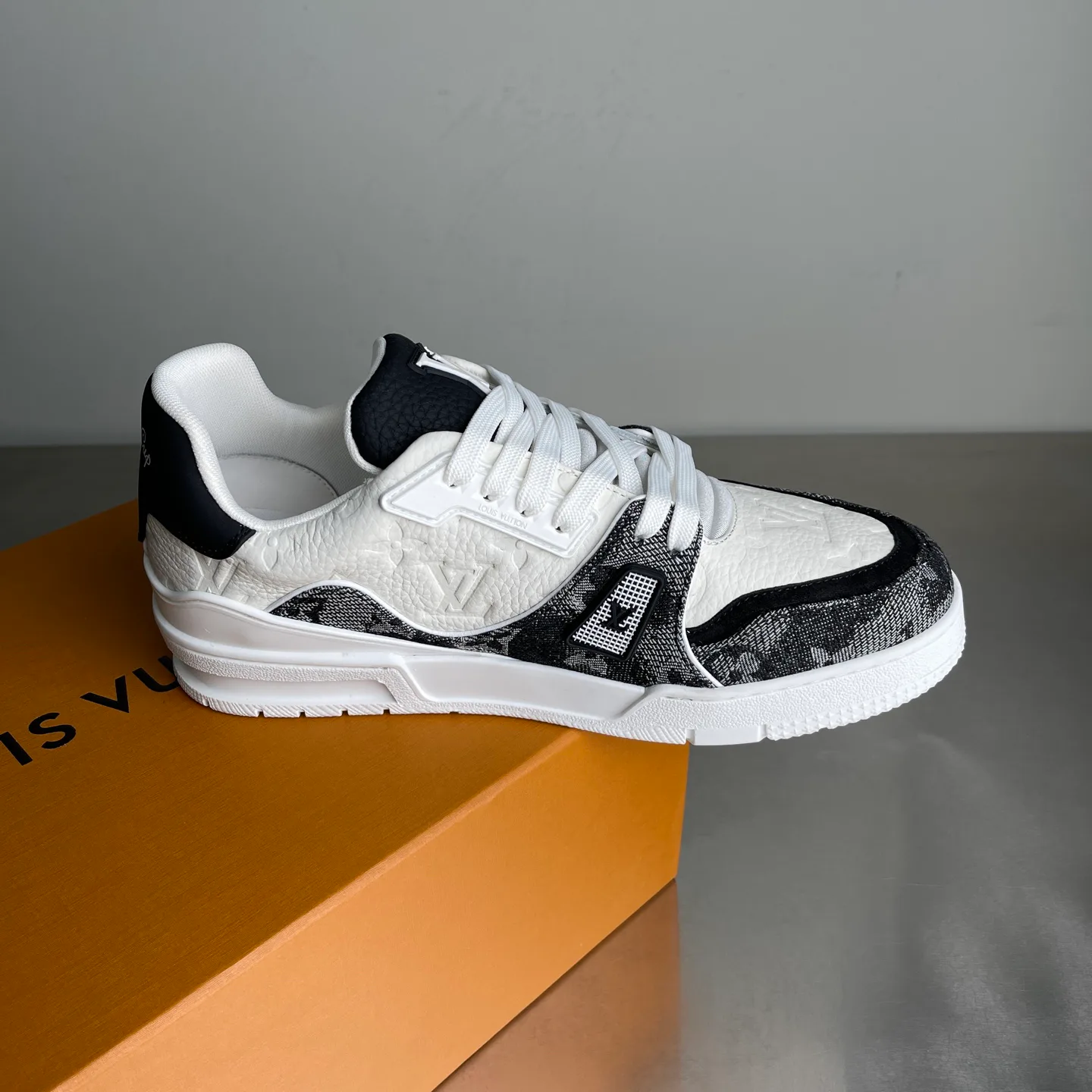 Кроссовки Мужские Louis Vuitton 986895