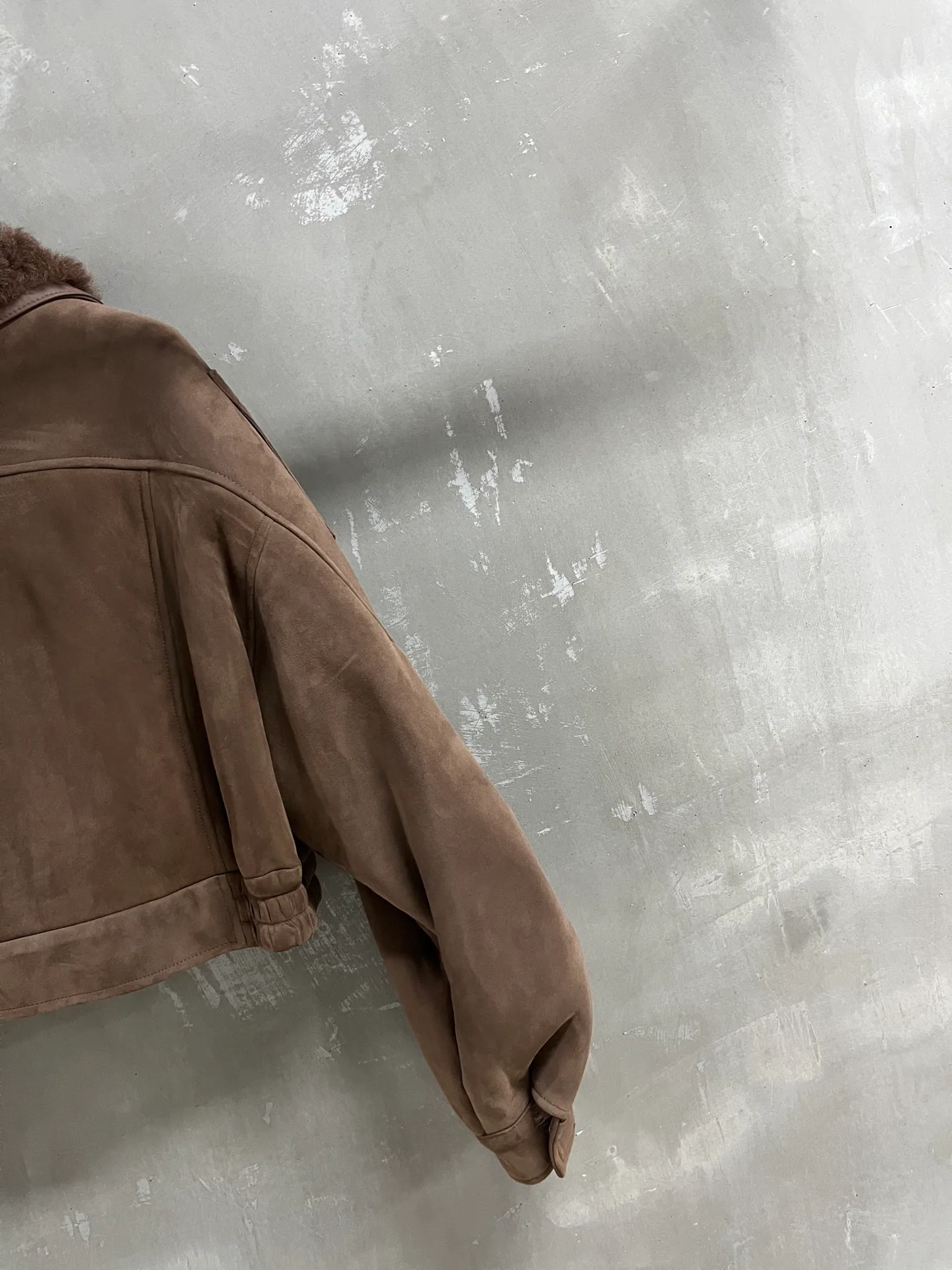 Кожаные Куртки И Дублёнки Женские Saint Laurent 18630176