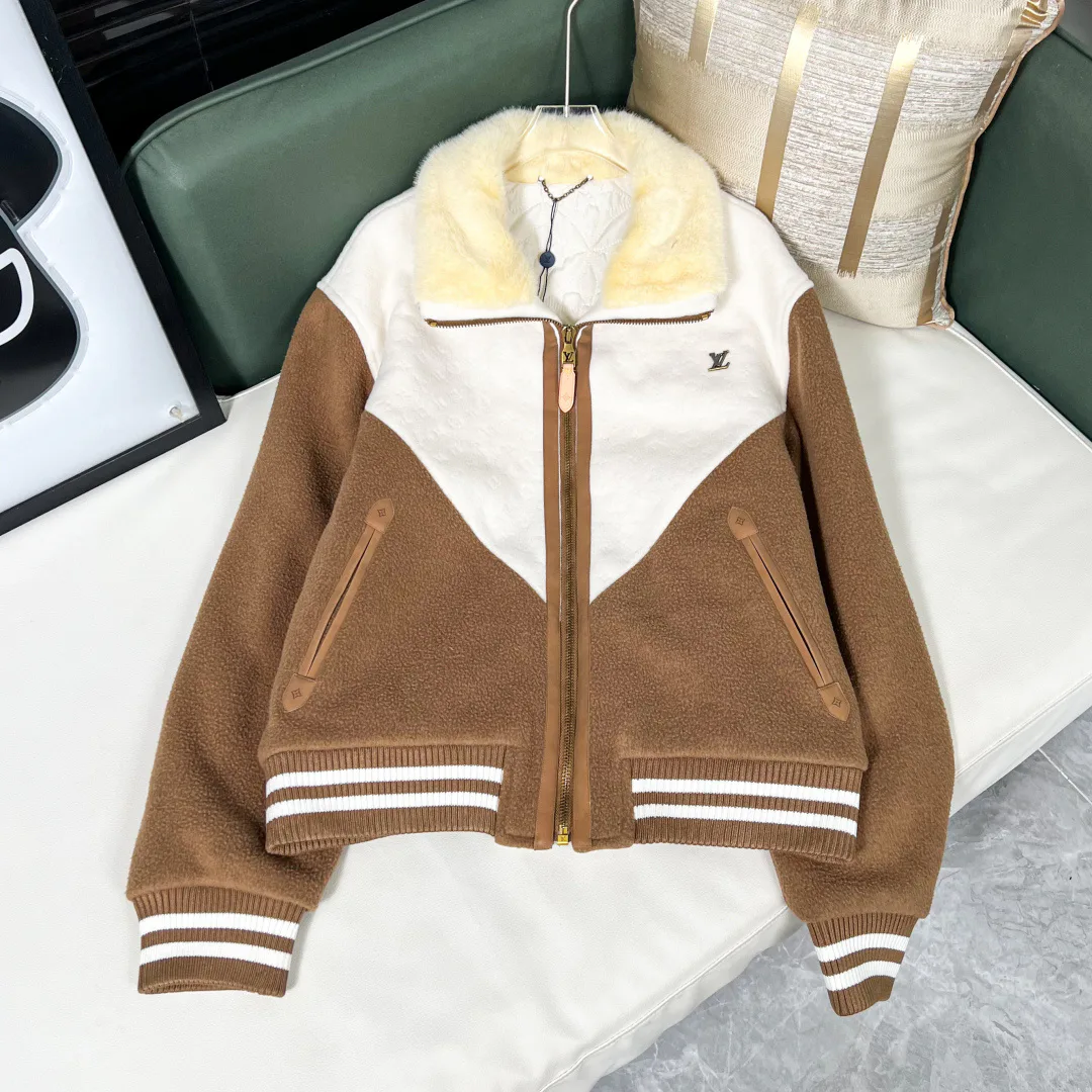 Куртки И Пуховики Женские Louis Vuitton 3800607