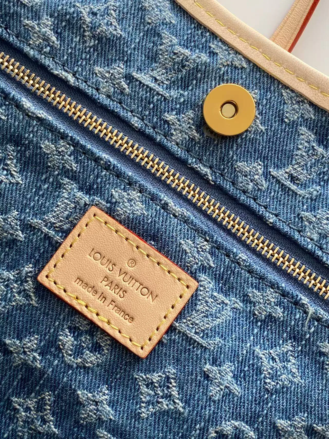 Классические Сумки Женские Louis Vuitton 17806365