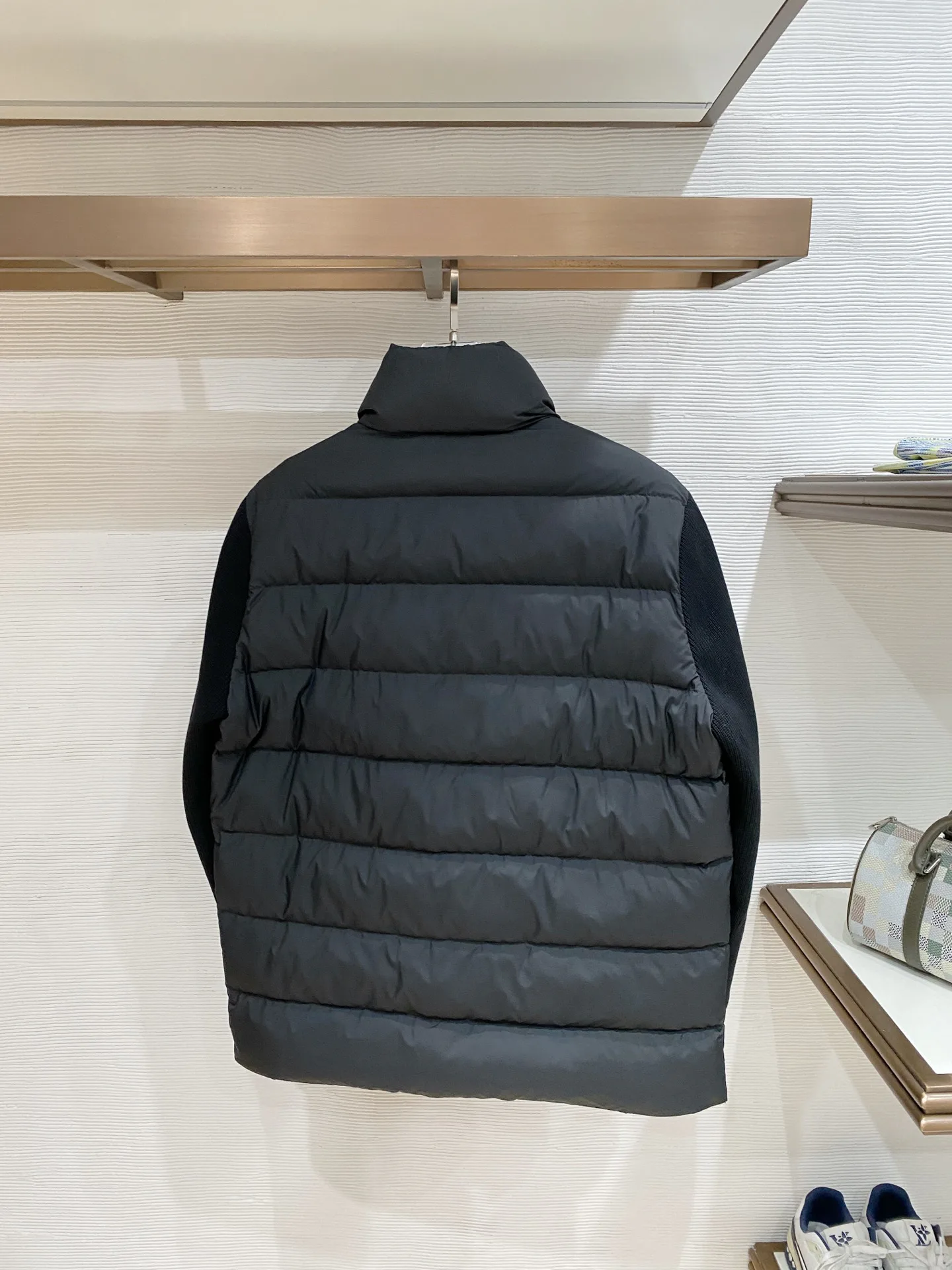 Куртки И Пуховики Мужские Moncler 17941240