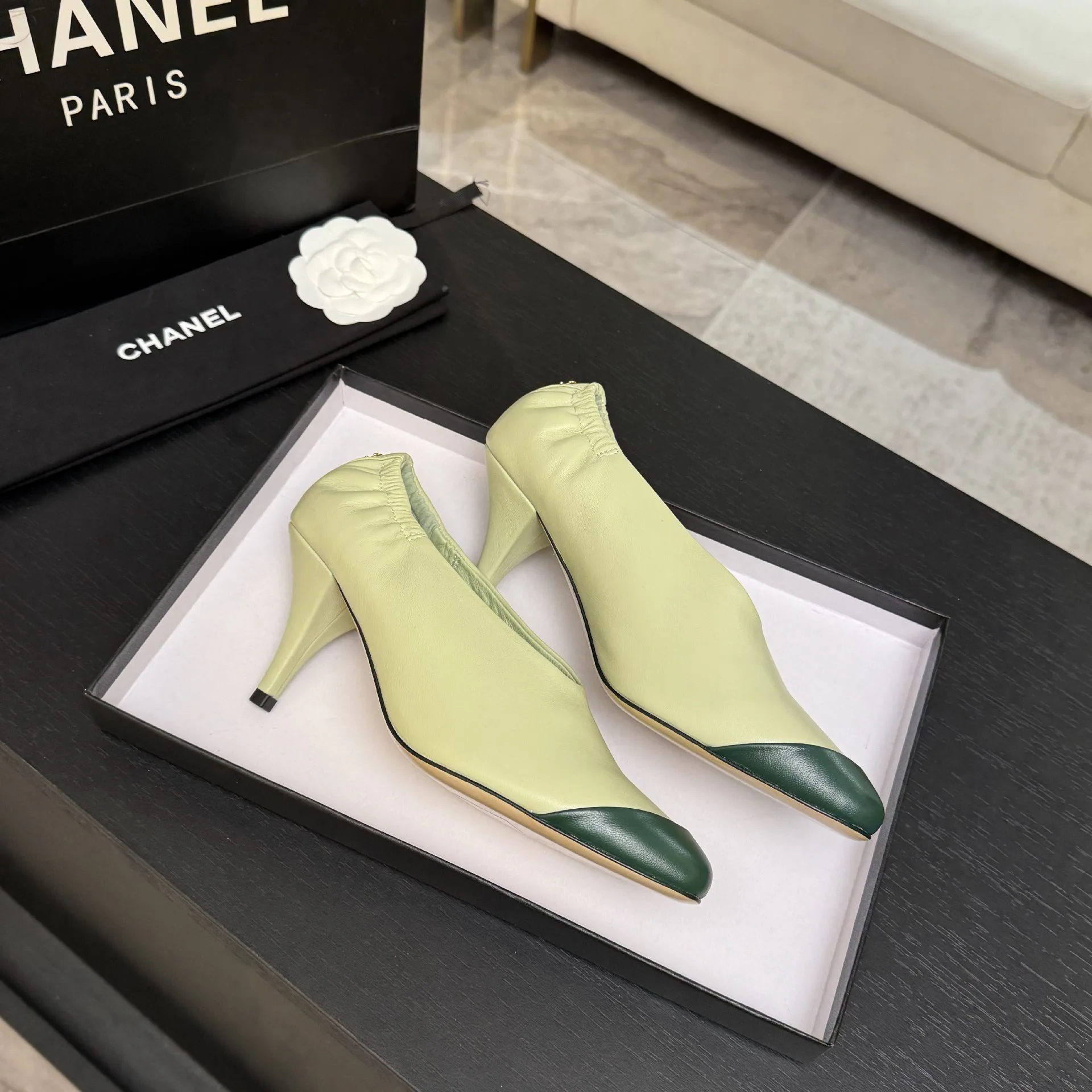 Туфли Женские Chanel 19237769