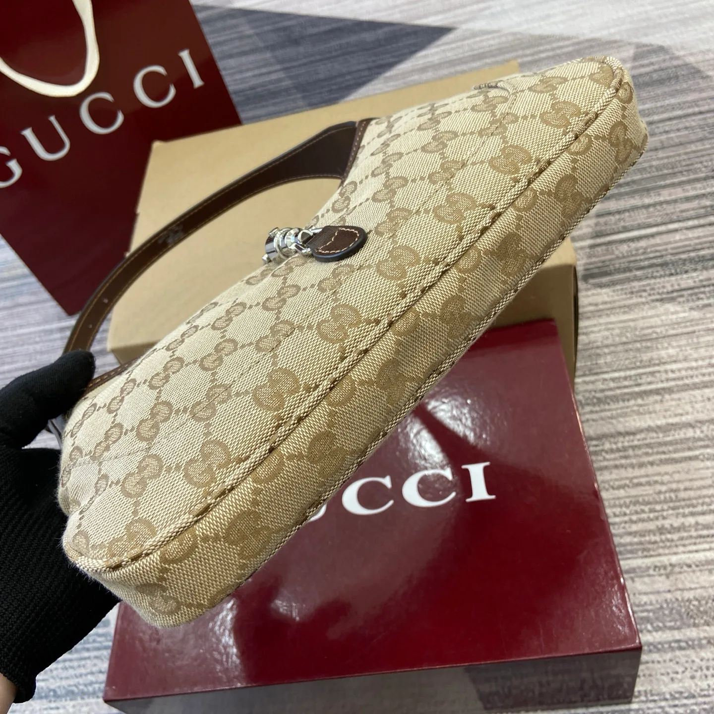Клатчи Женские Gucci 691378