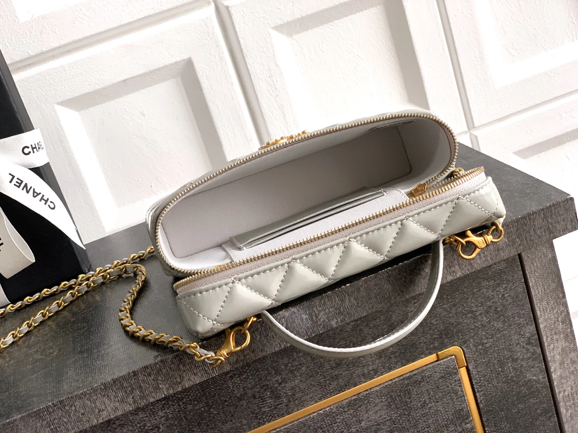 Классические Сумки Женские Chanel 12779044