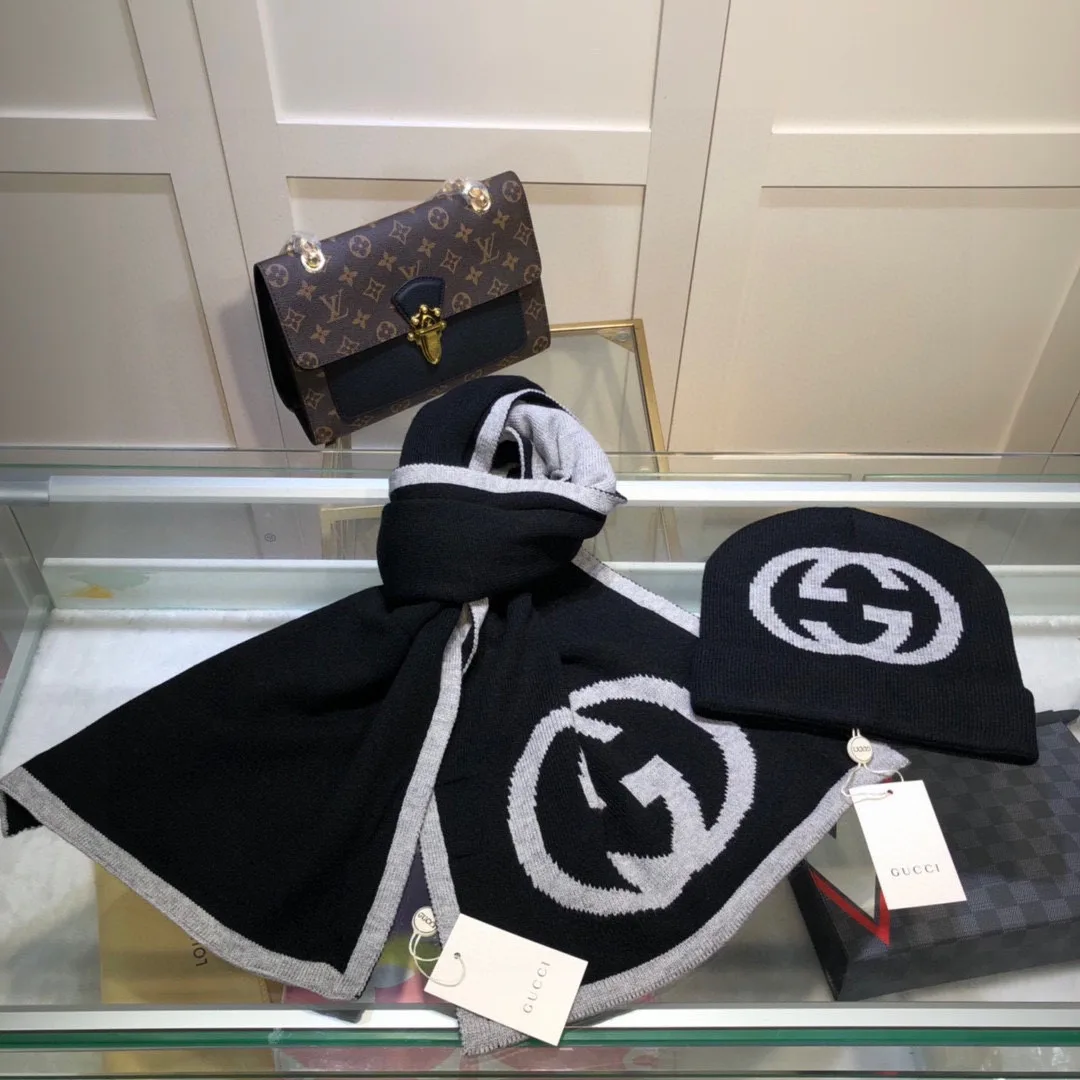 Головные Уборы Gucci 823955