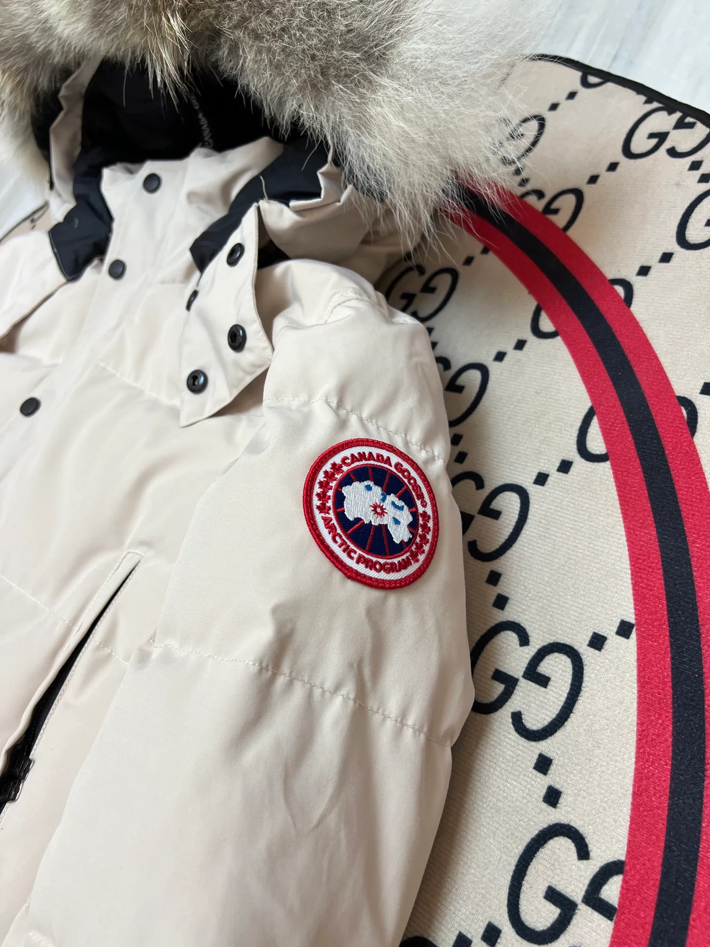 Куртки И Пуховики Женские Canada Goose 3153875