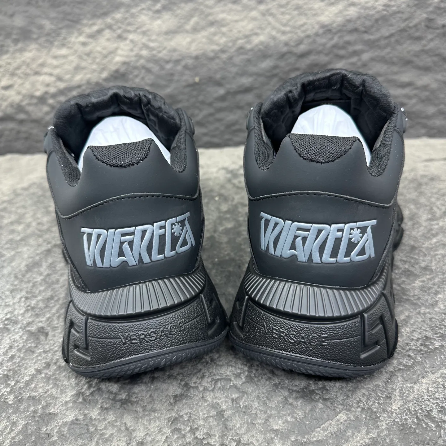 Кроссовки Мужские Versace 18154141