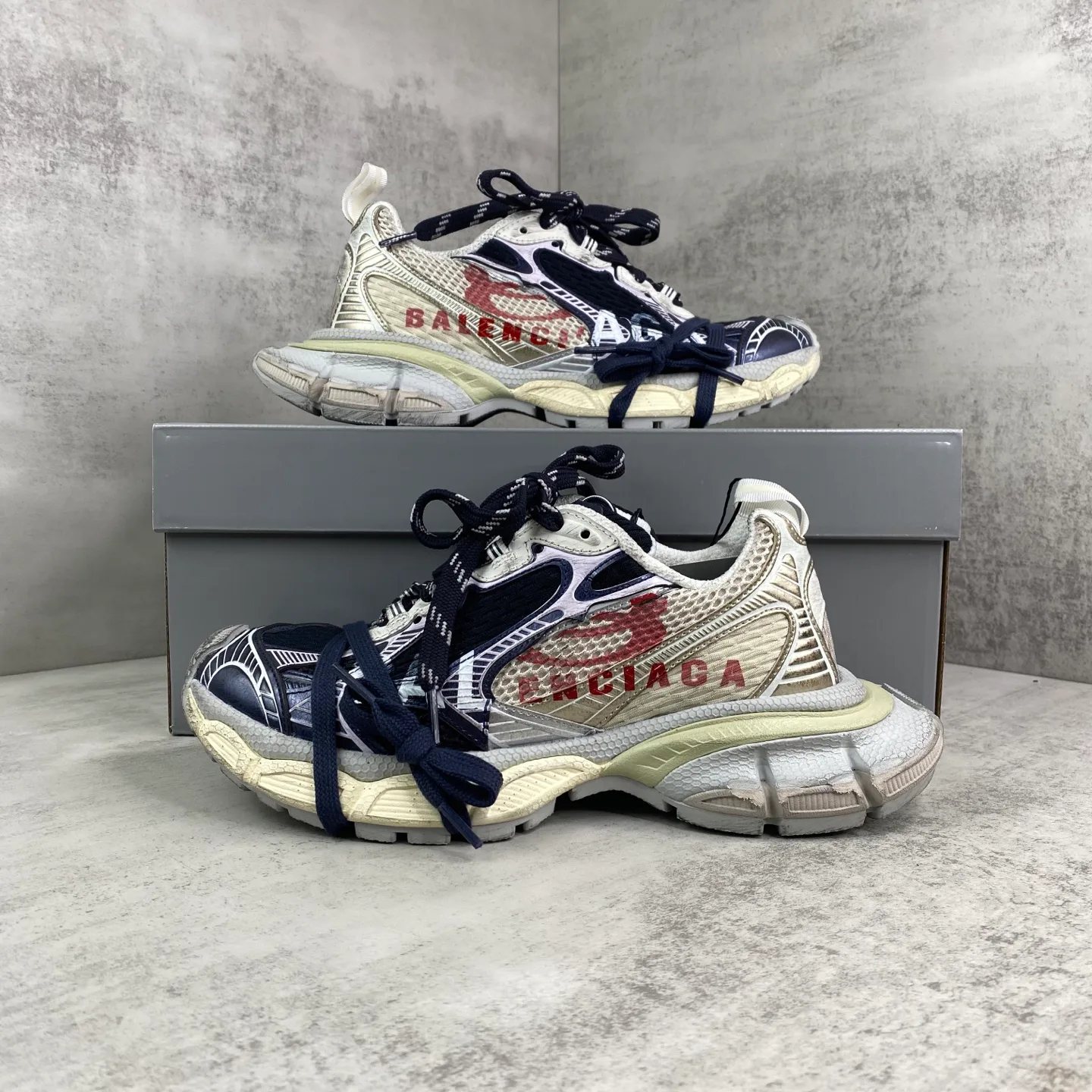 Кроссовки Женские Balenciaga 18781694