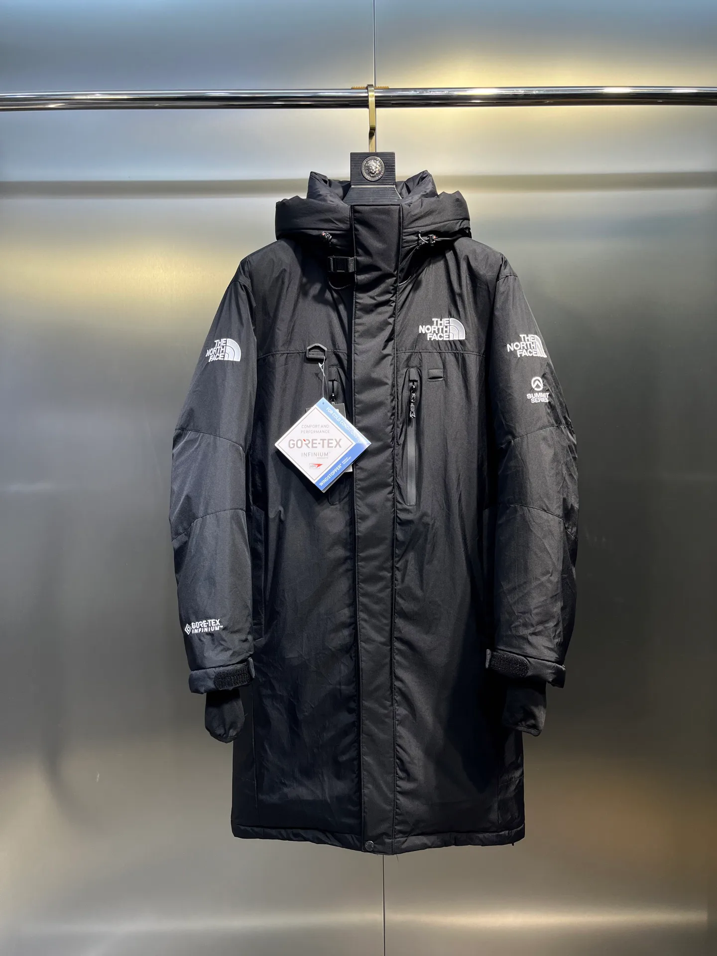 Куртки И Пуховики Женские The North Face 18130437