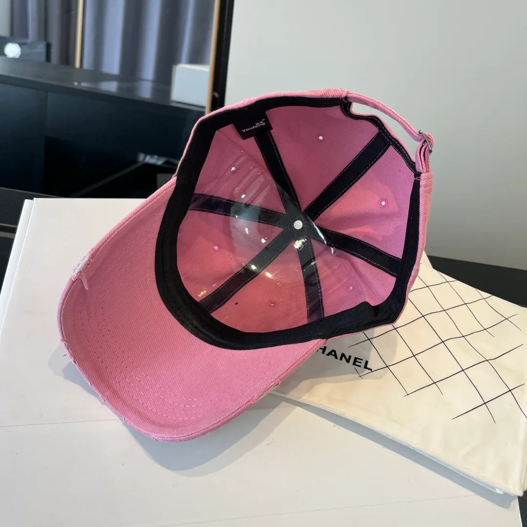 Головные Уборы Chanel 11488861