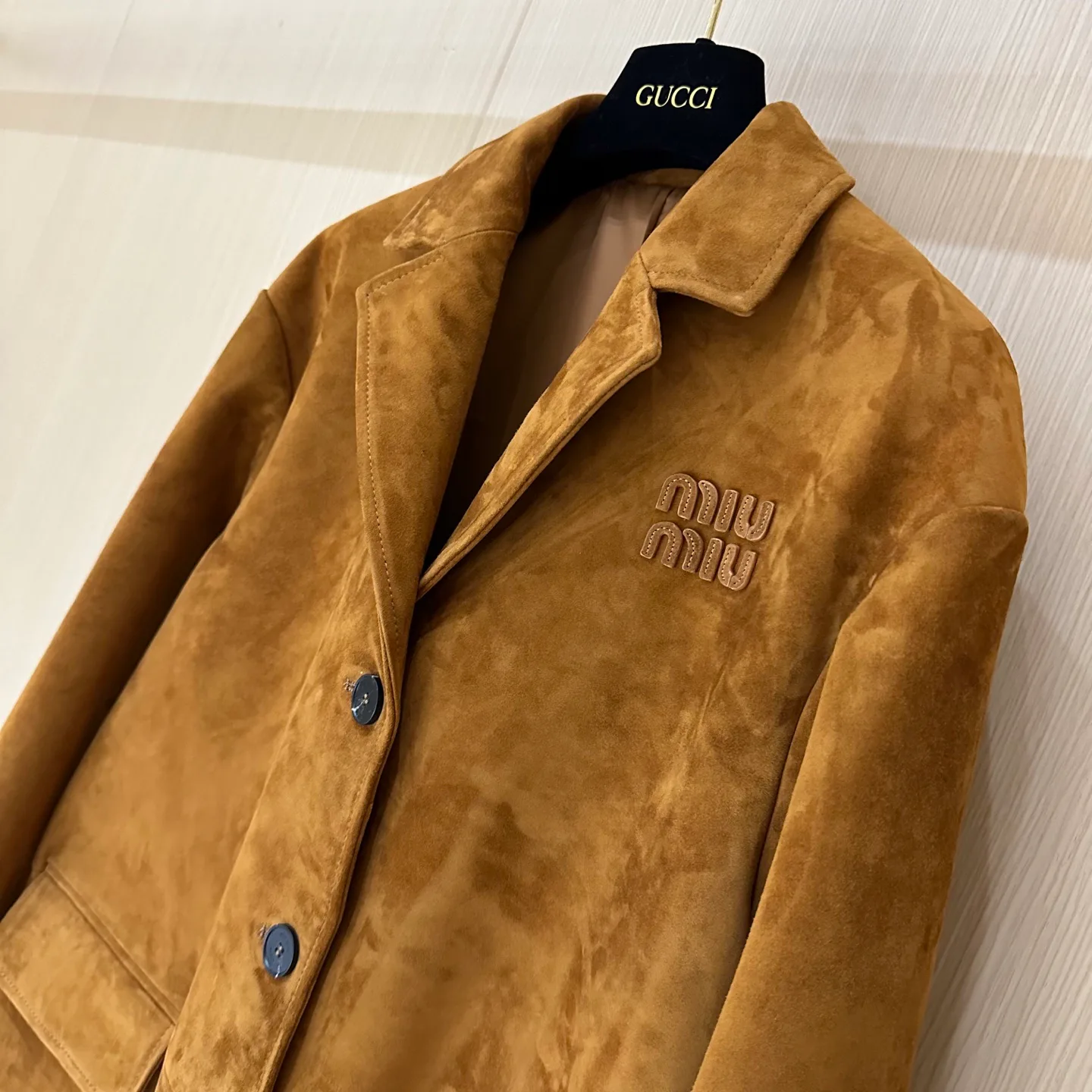 Кожаные Куртки И Дублёнки Женские Miu Miu 11511452