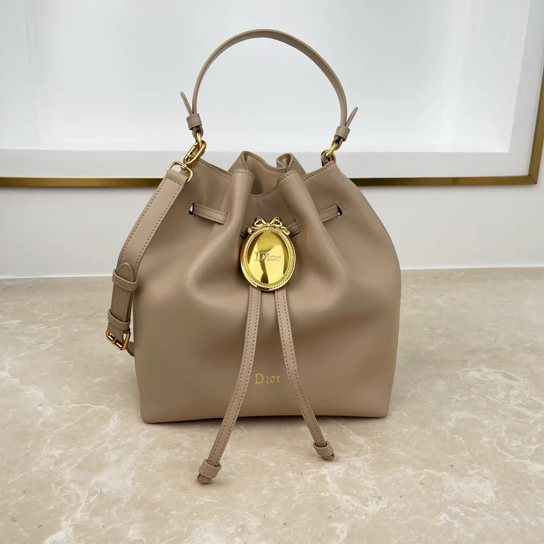 Классические Сумки Женские Christian Dior 18116318