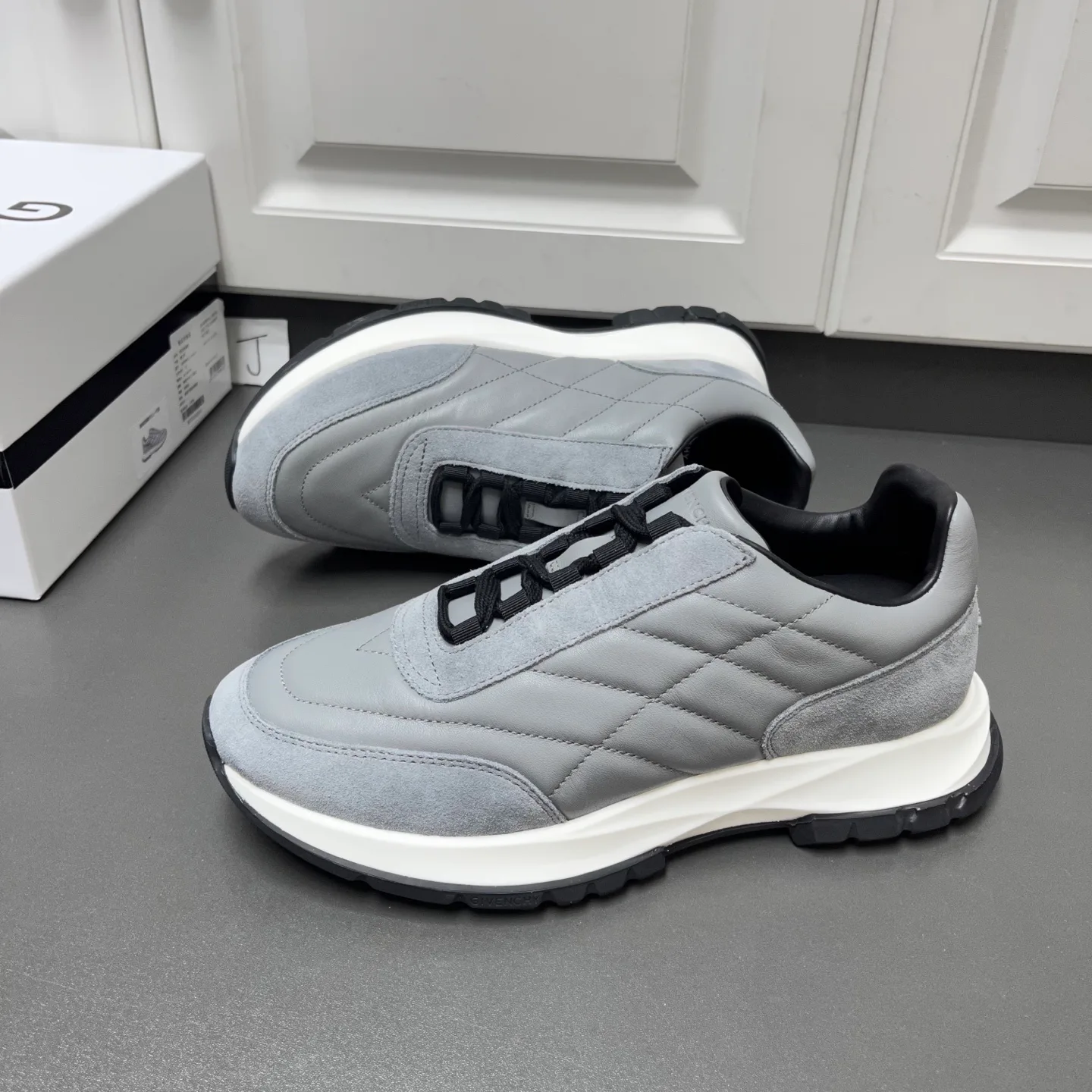 Кроссовки Мужские Givenchy 2575563