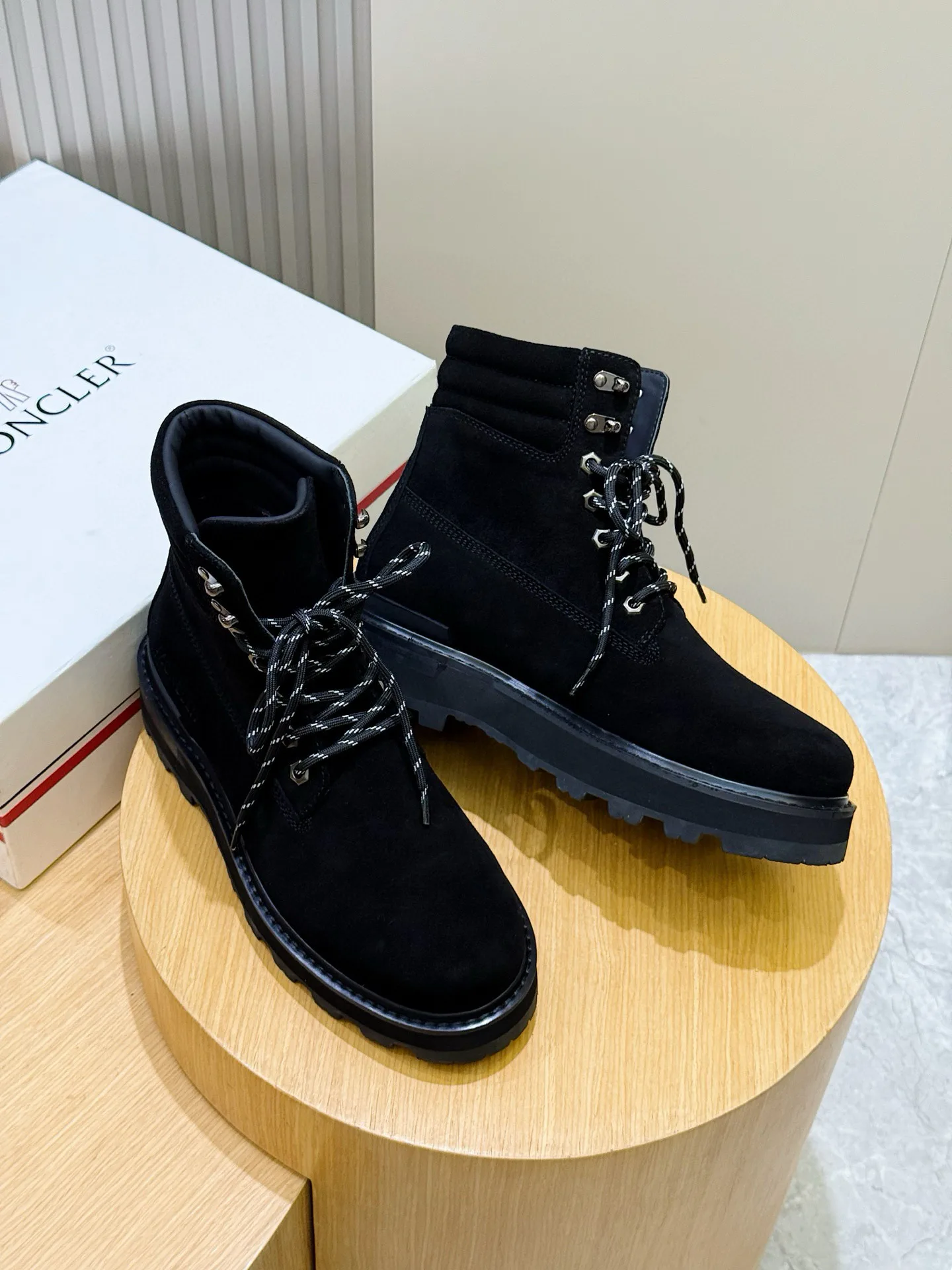 Ботинки Мужские Moncler 18880148