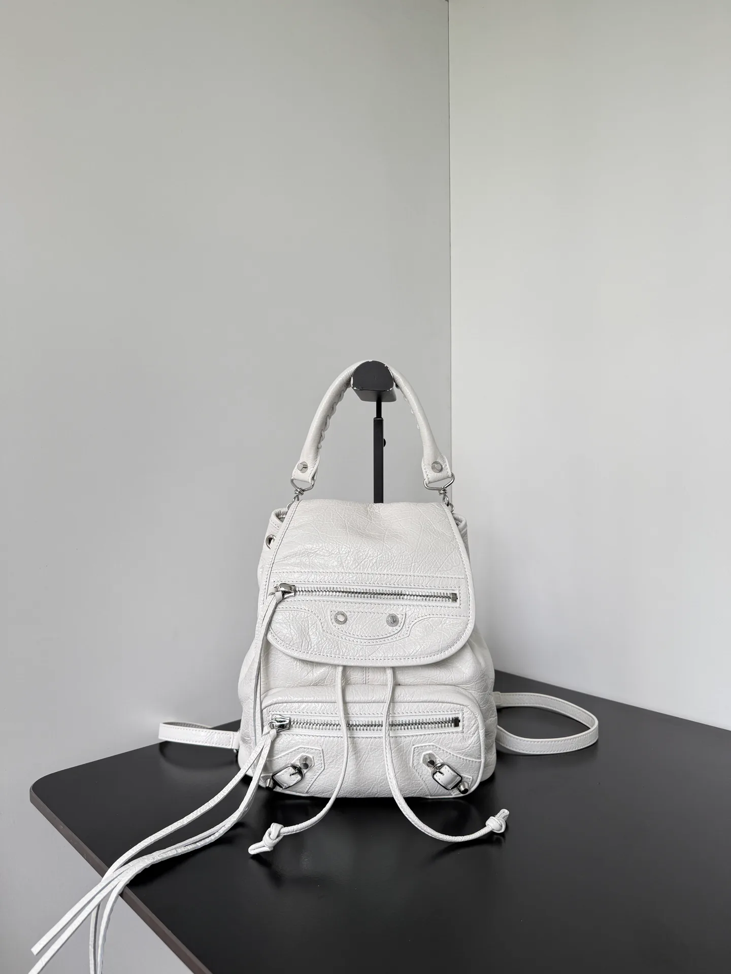 Рюкзаки Женские Balenciaga 18136549